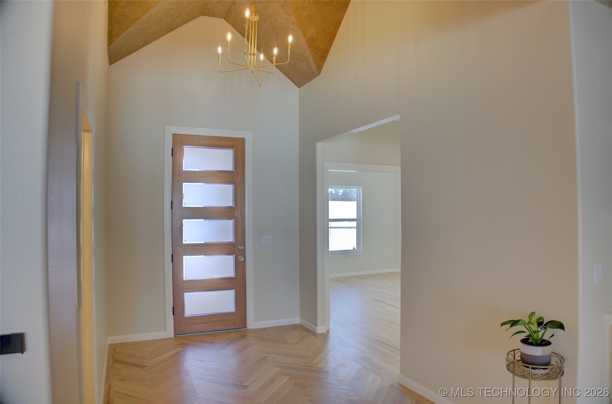 6804 S 337th East Avenue Property Photo 3