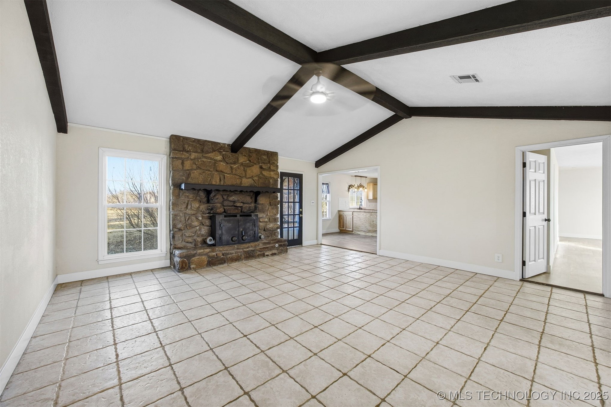 23979 E 320 Road Property Photo 12