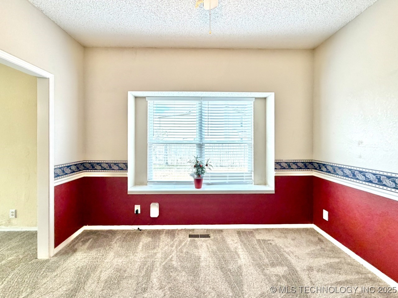 516 S Laurel Avenue Property Photo 18