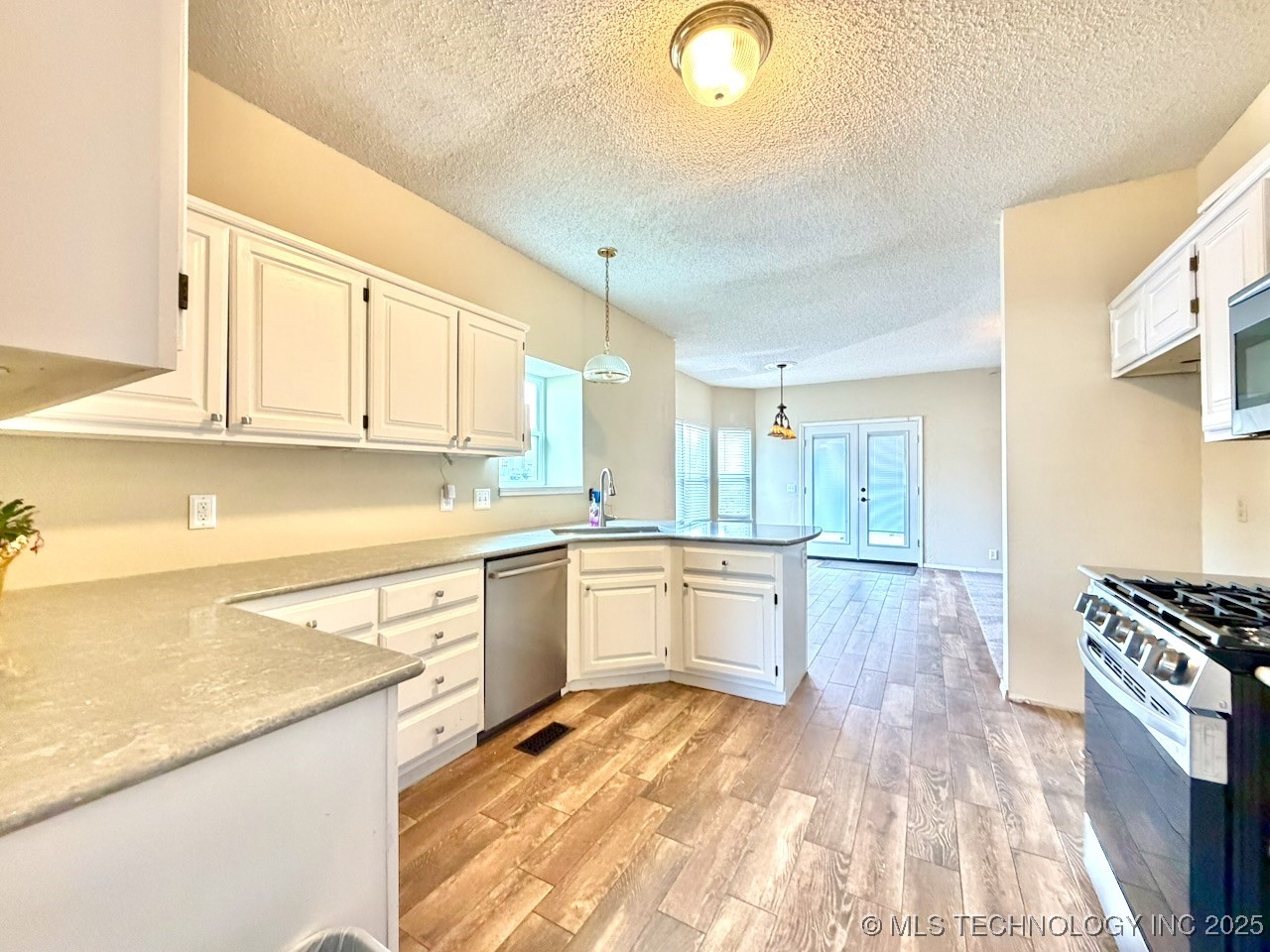 516 S Laurel Avenue Property Photo 21