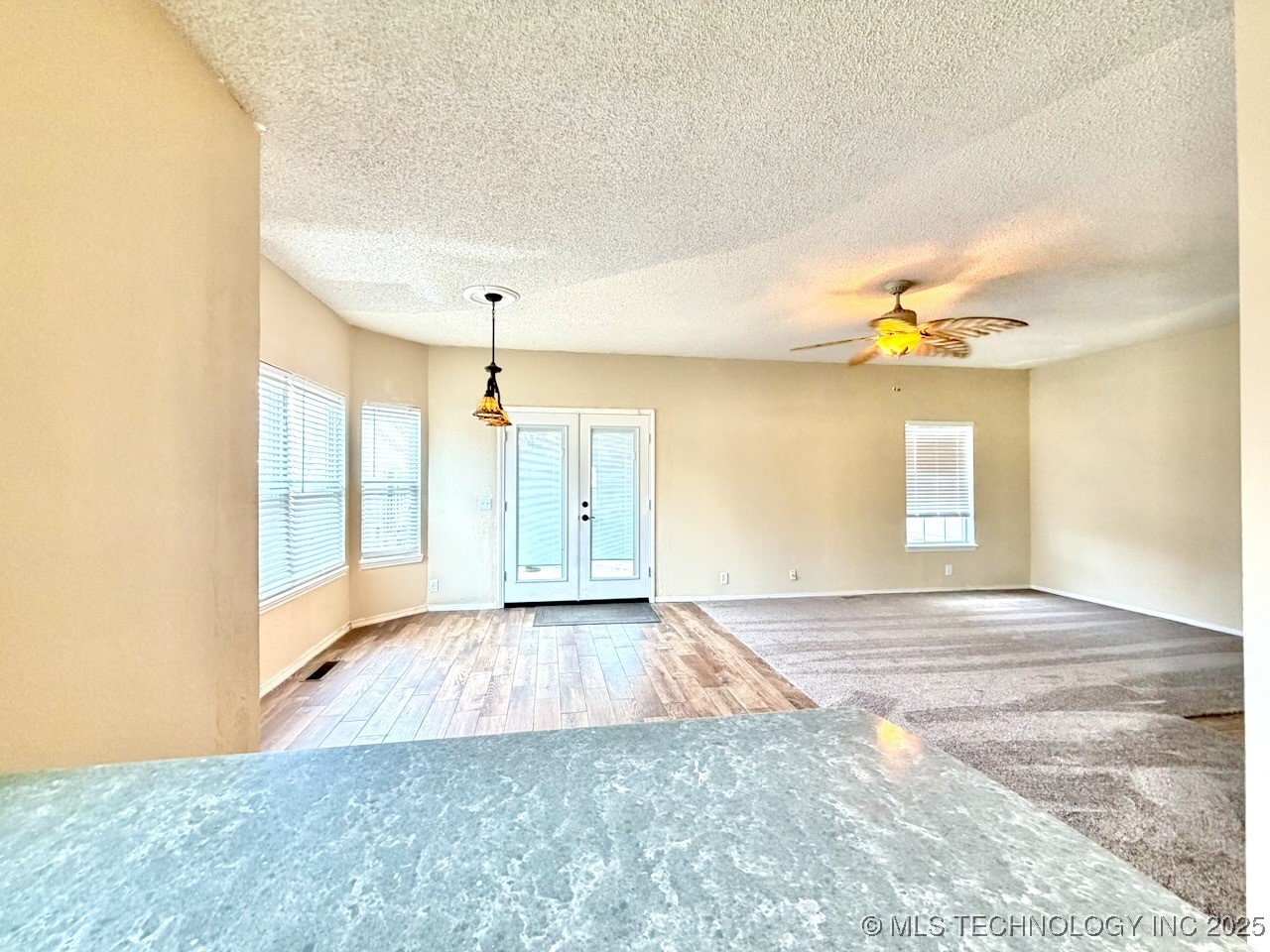 516 S Laurel Avenue Property Photo 27