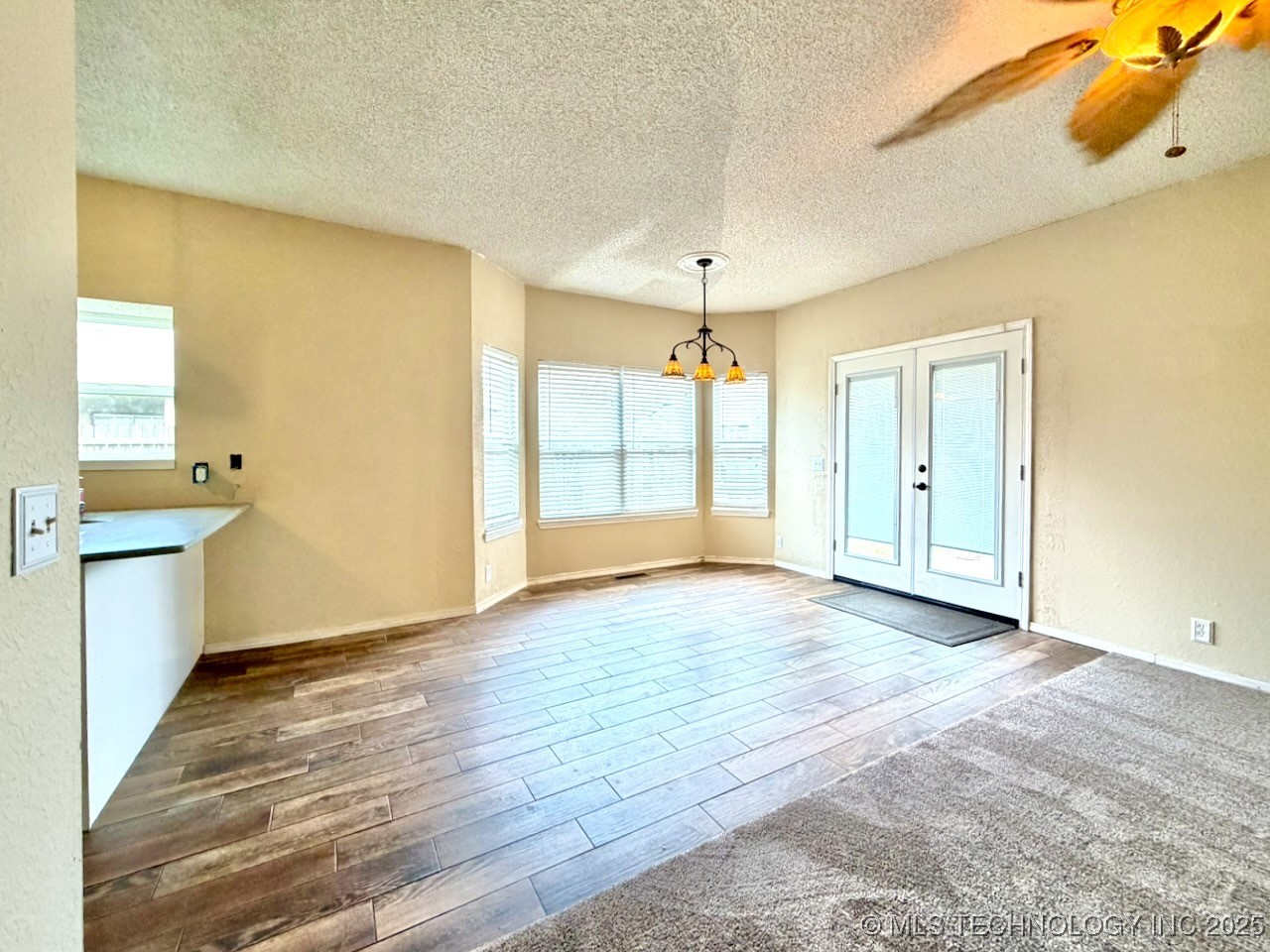 516 S Laurel Avenue Property Photo 29