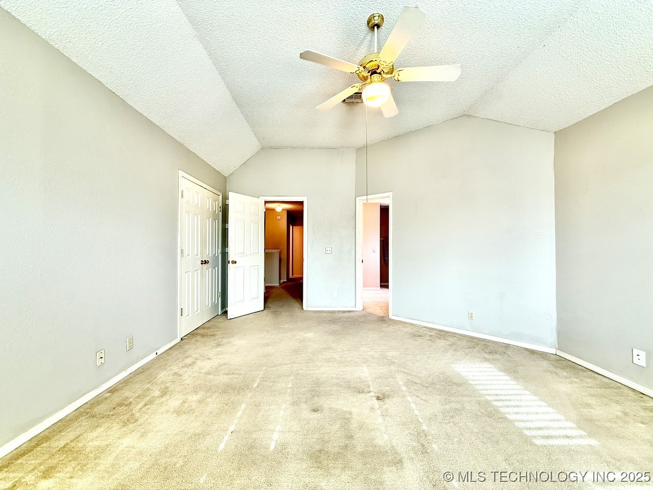 516 S Laurel Avenue Property Photo 59