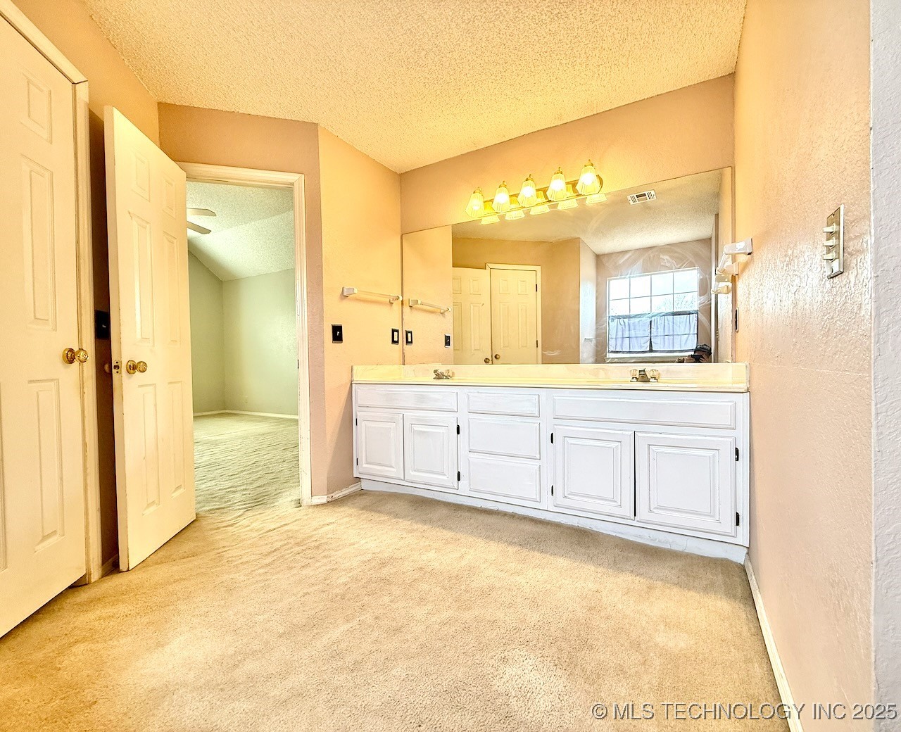 516 S Laurel Avenue Property Photo 68