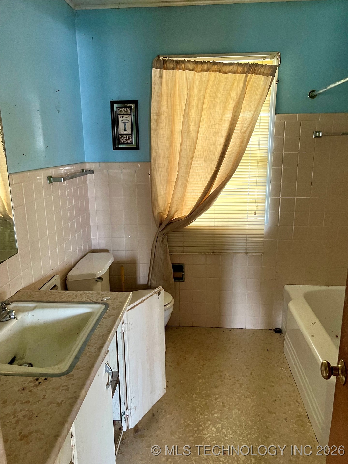 1636 E 4th Street Property Photo 12