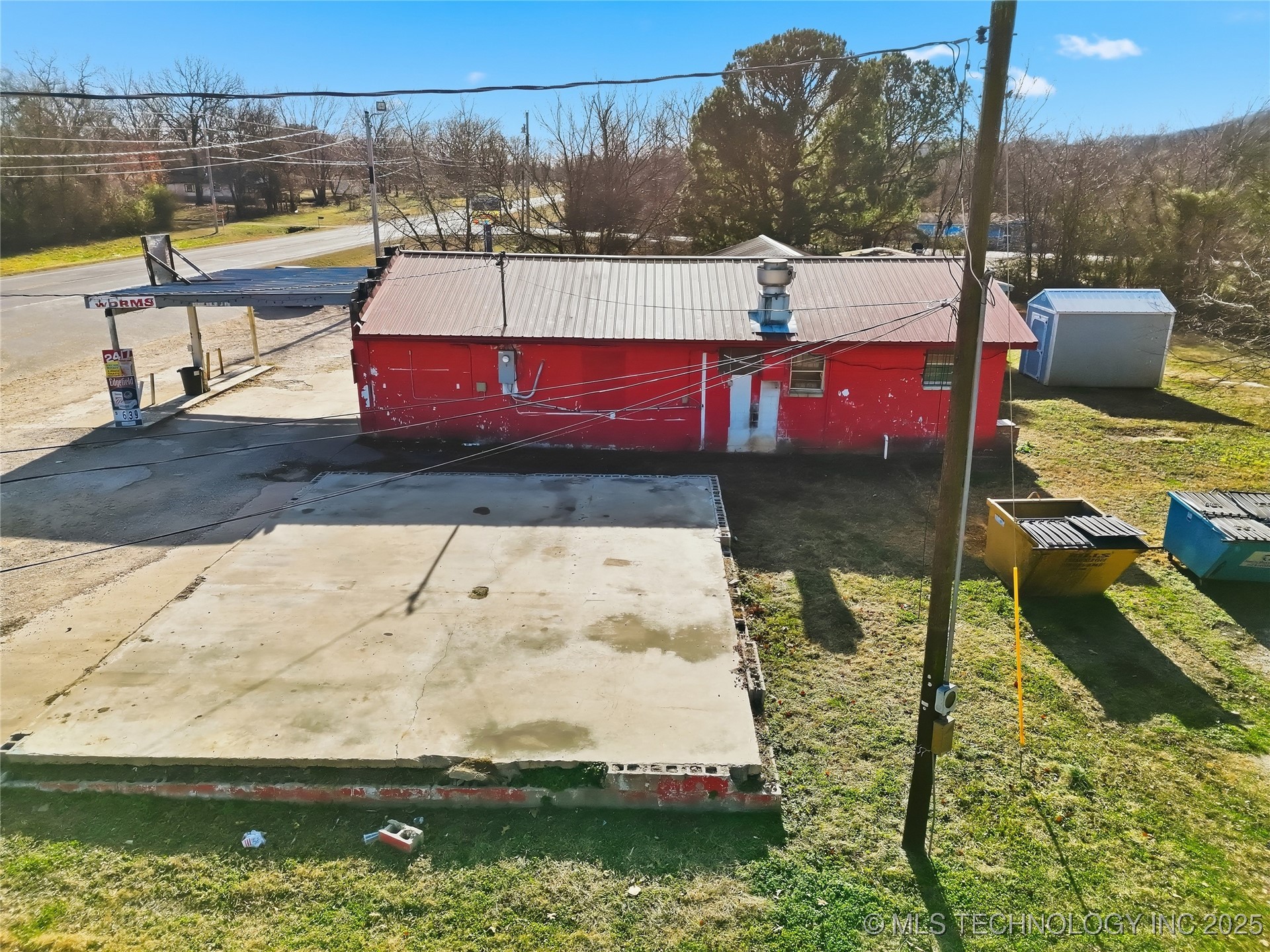 87792 Hwy 59 Property Photo 5