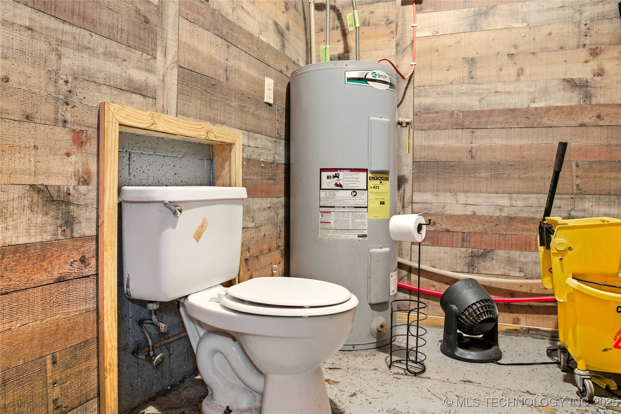 87792 Hwy 59 Property Photo 14