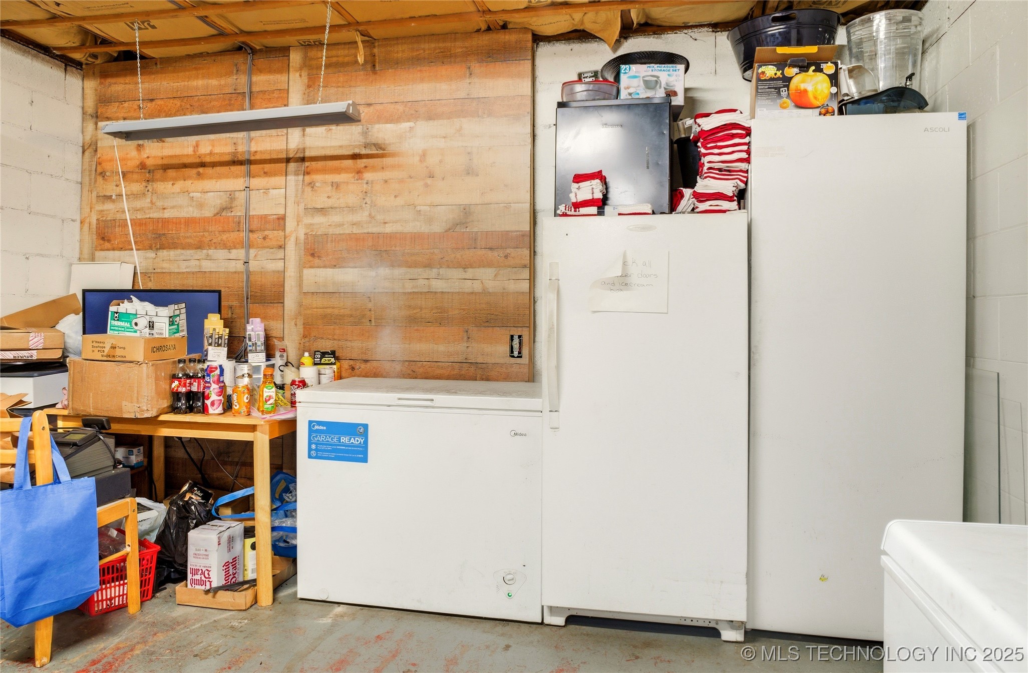 87792 Hwy 59 Property Photo 17