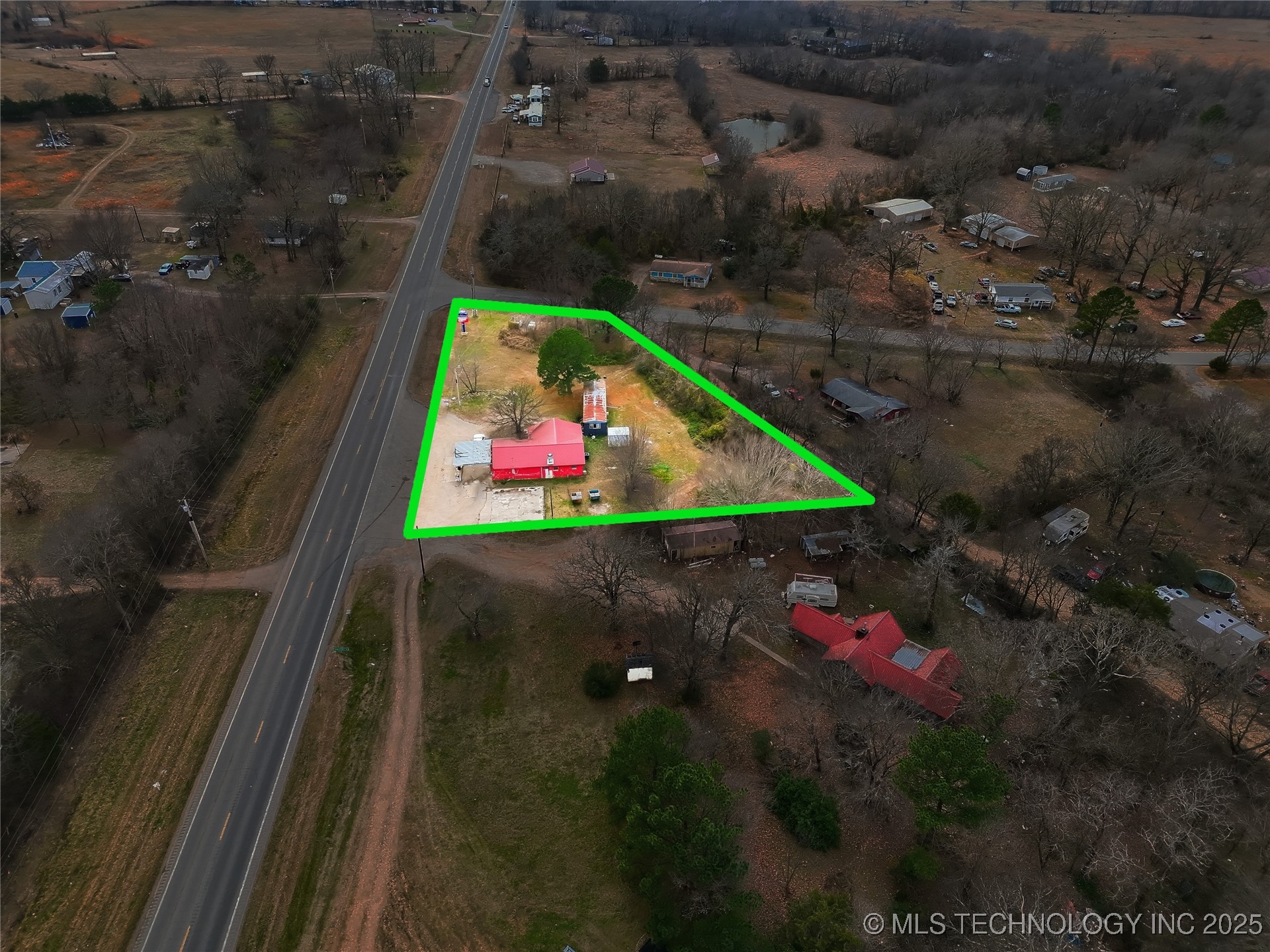 87792 Hwy 59 Property Photo 37