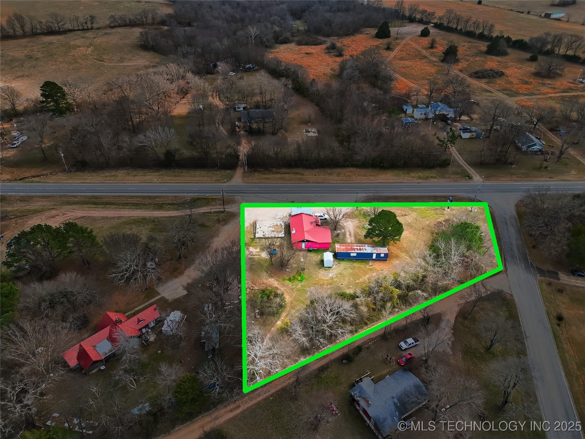 87792 Hwy 59 Property Photo 40