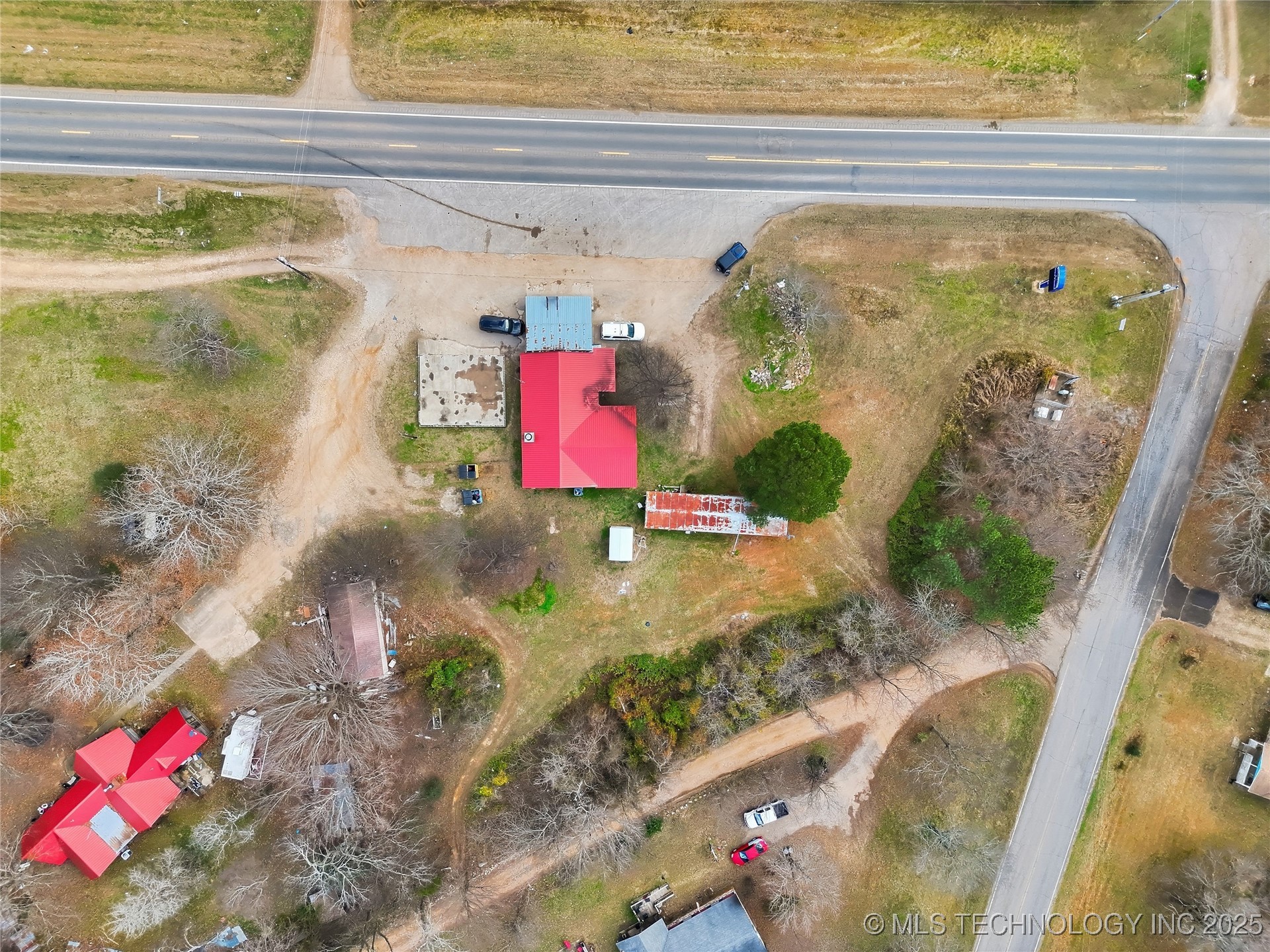 87792 Hwy 59 Property Photo 42