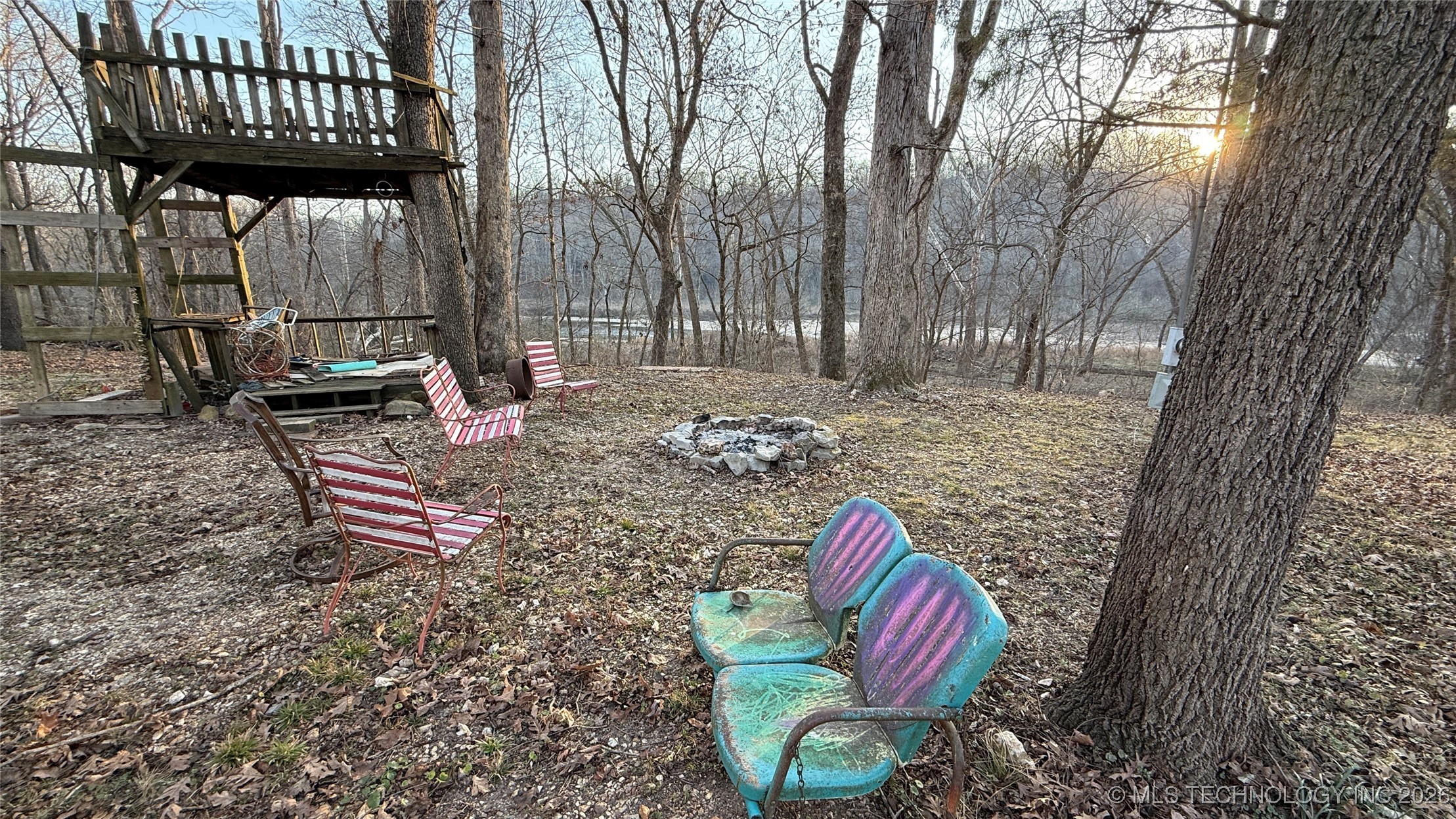 462430 Riverside Drive Property Photo 12