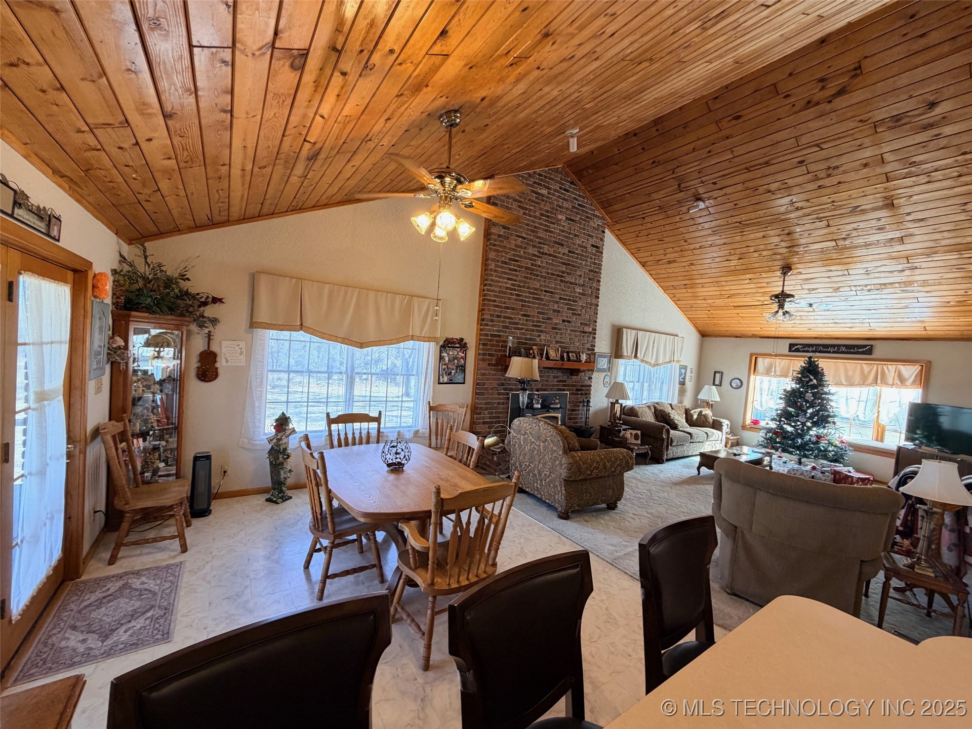 24751 S 200 Road Property Photo 10