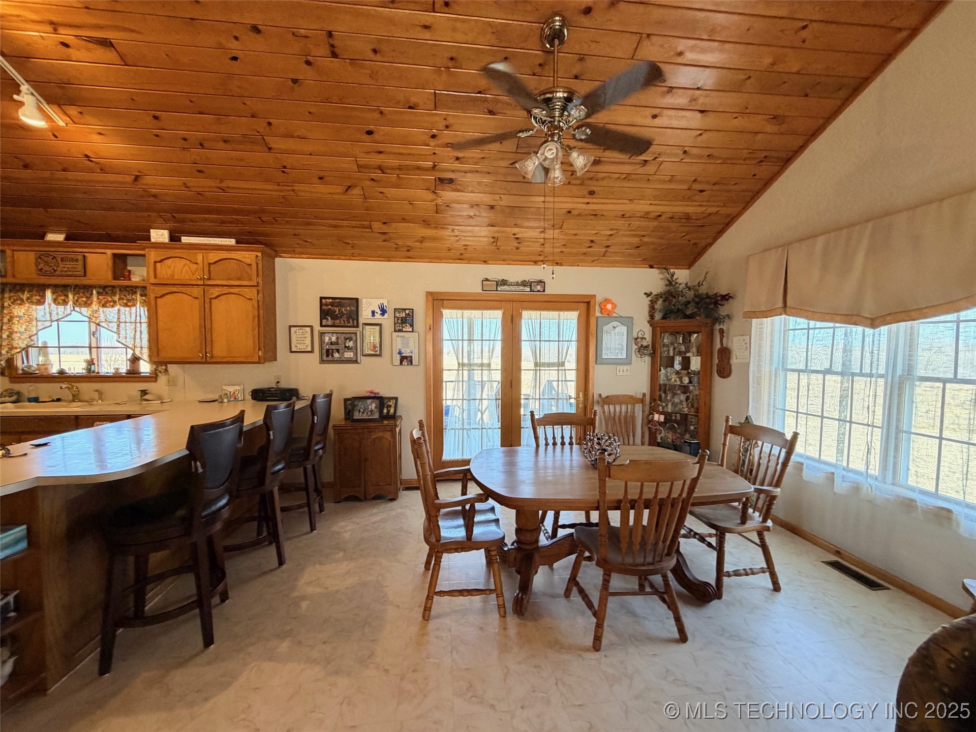 24751 S 200 Road Property Photo 11