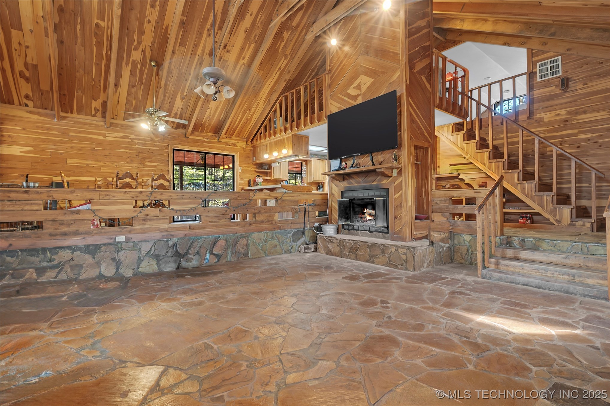 165028 N 4313 Road Property Photo 6