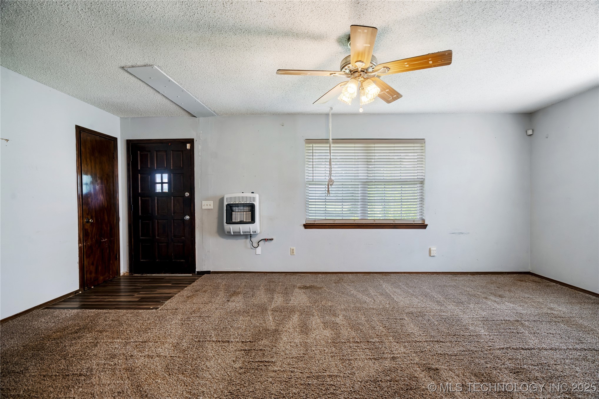 426670 1150 Road Property Photo 15