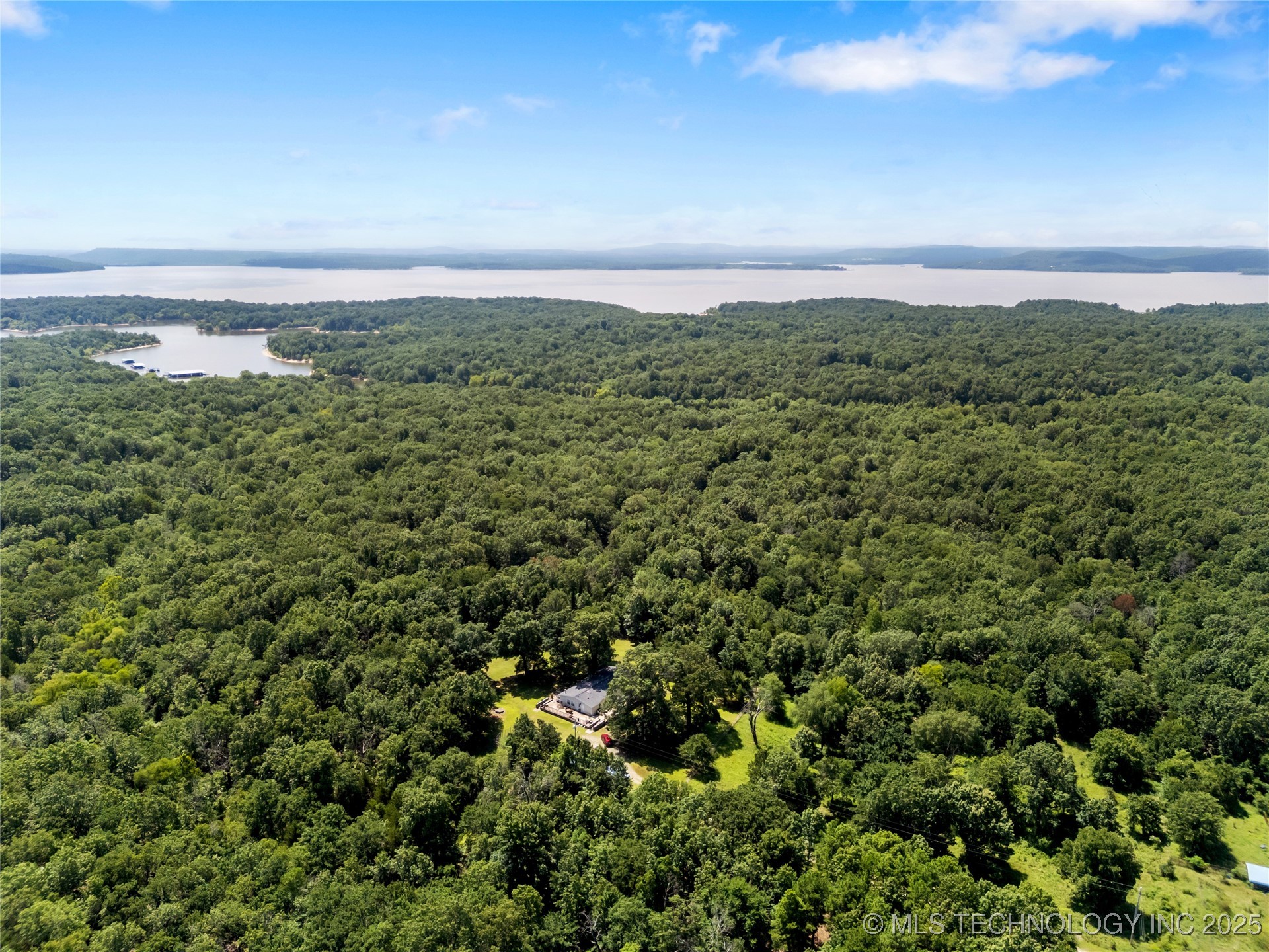 426670 1150 Road Property Photo 24