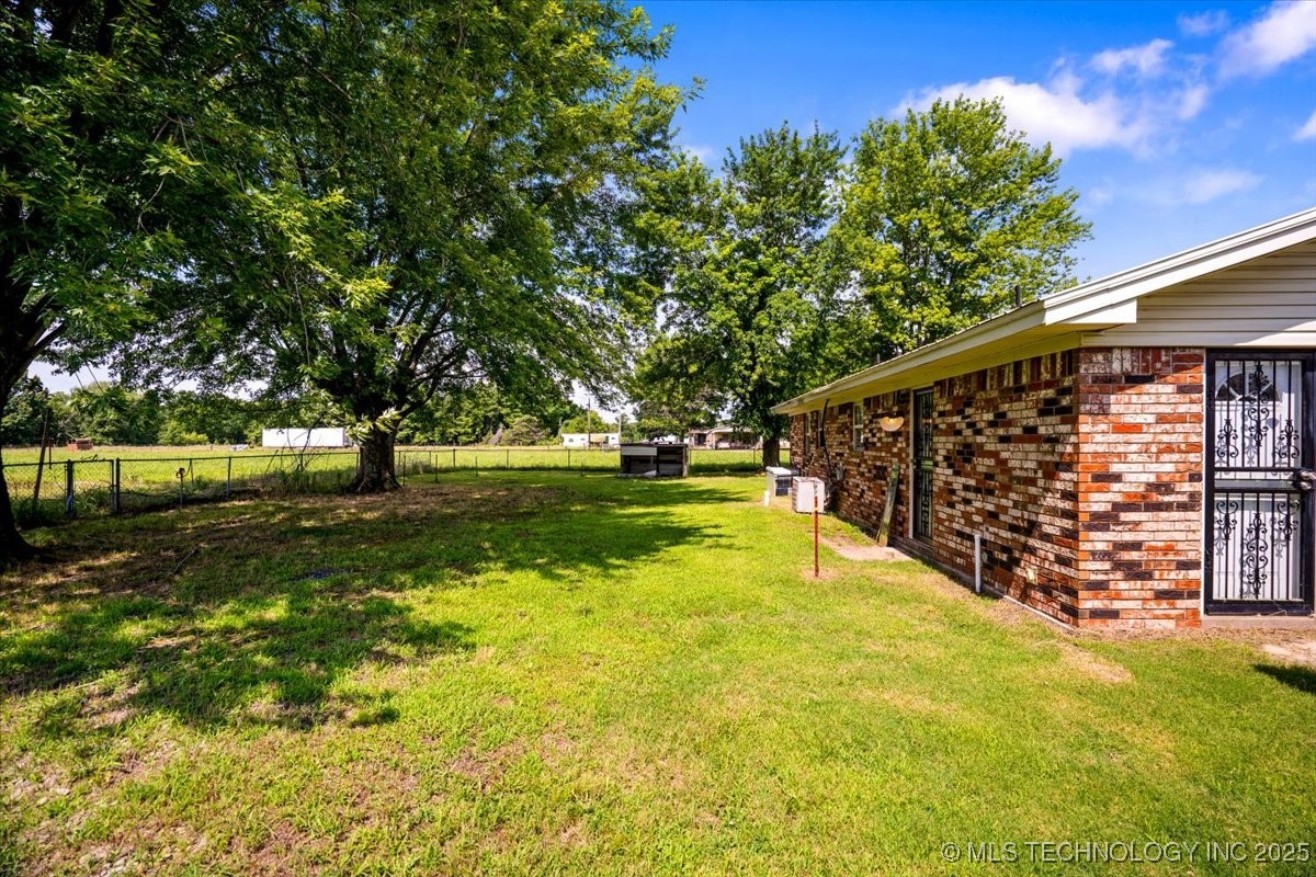 426670 1150 Road Property Photo 26