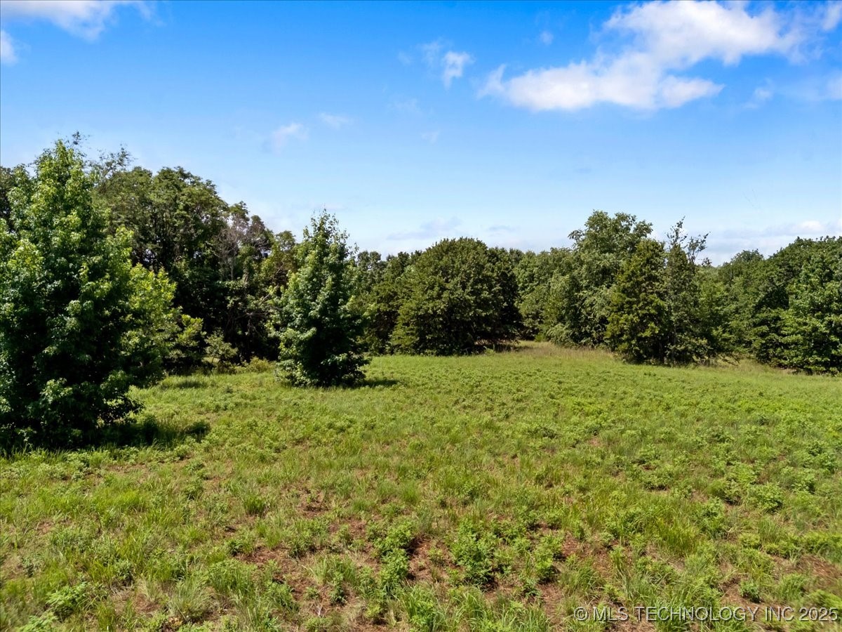426670 1150 Road Property Photo 32