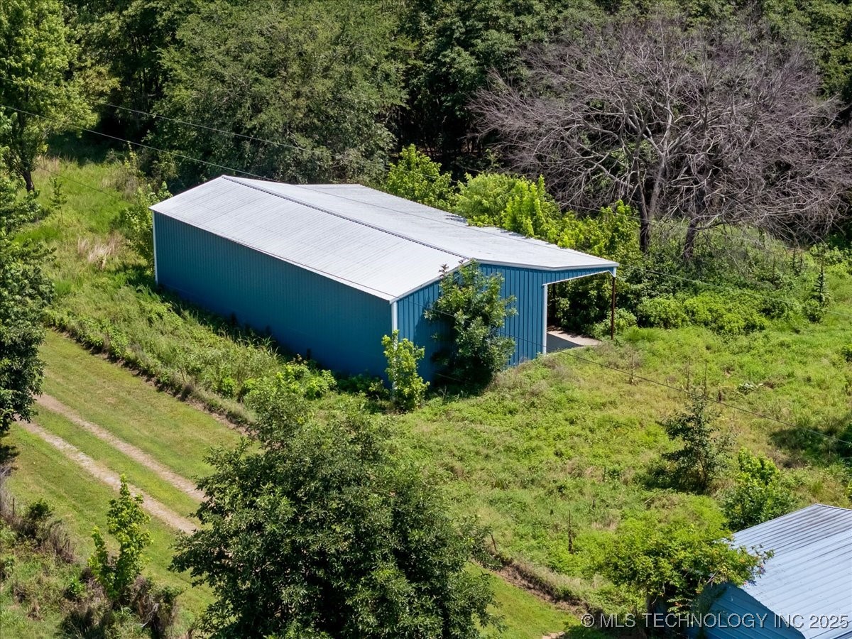 426670 1150 Road Property Photo 34