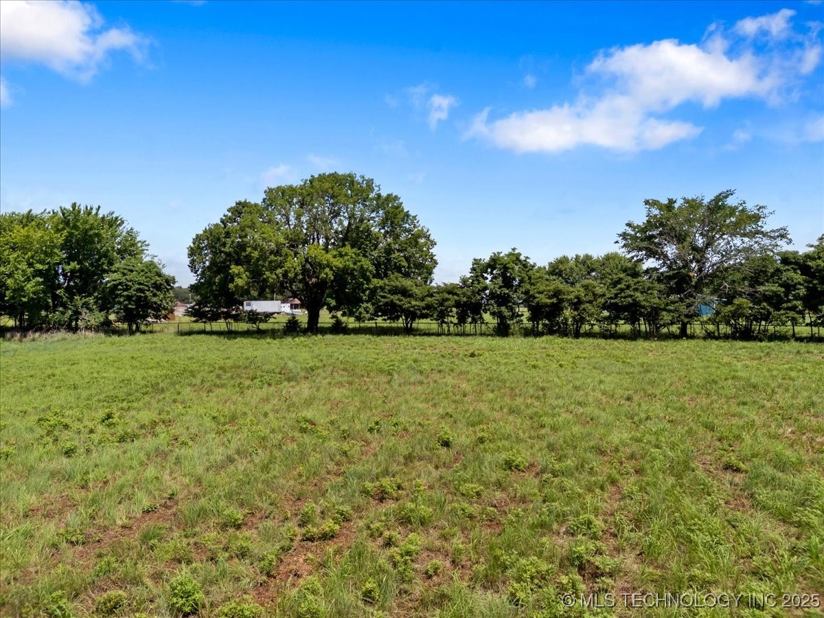 426670 1150 Road Property Photo 39