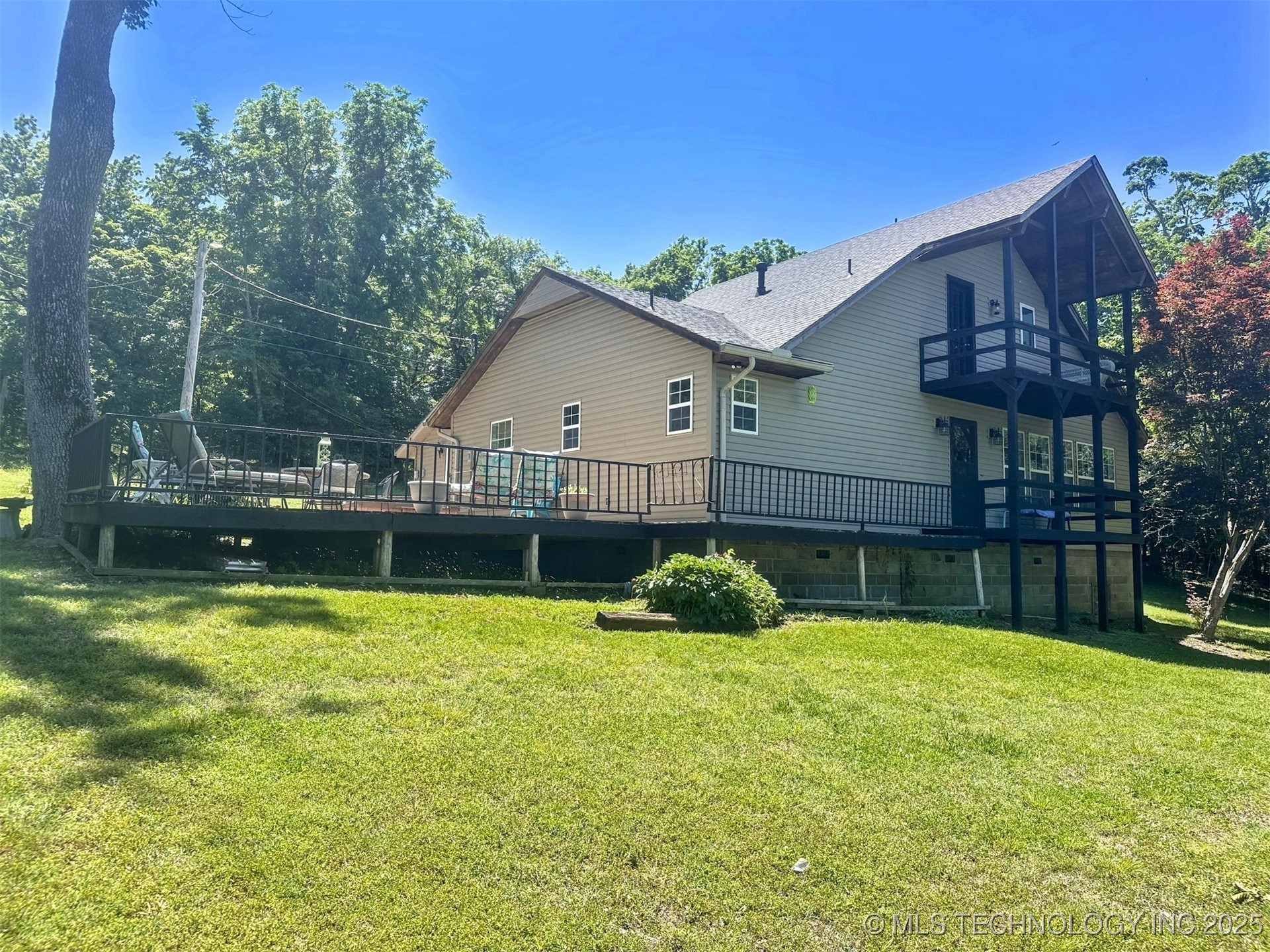 3293 W Southern Avenue Property Photo 1