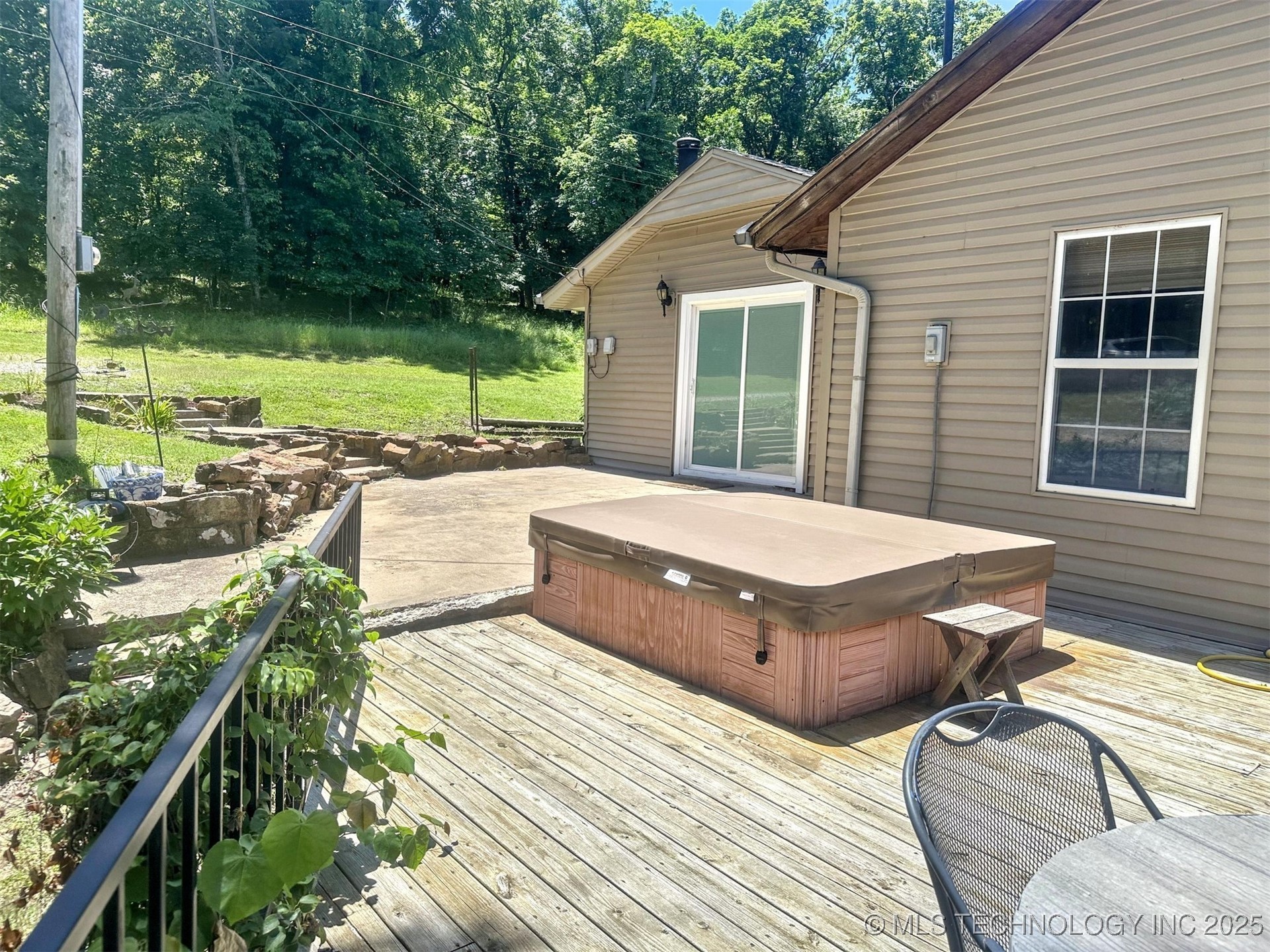 3293 W Southern Avenue Property Photo 4