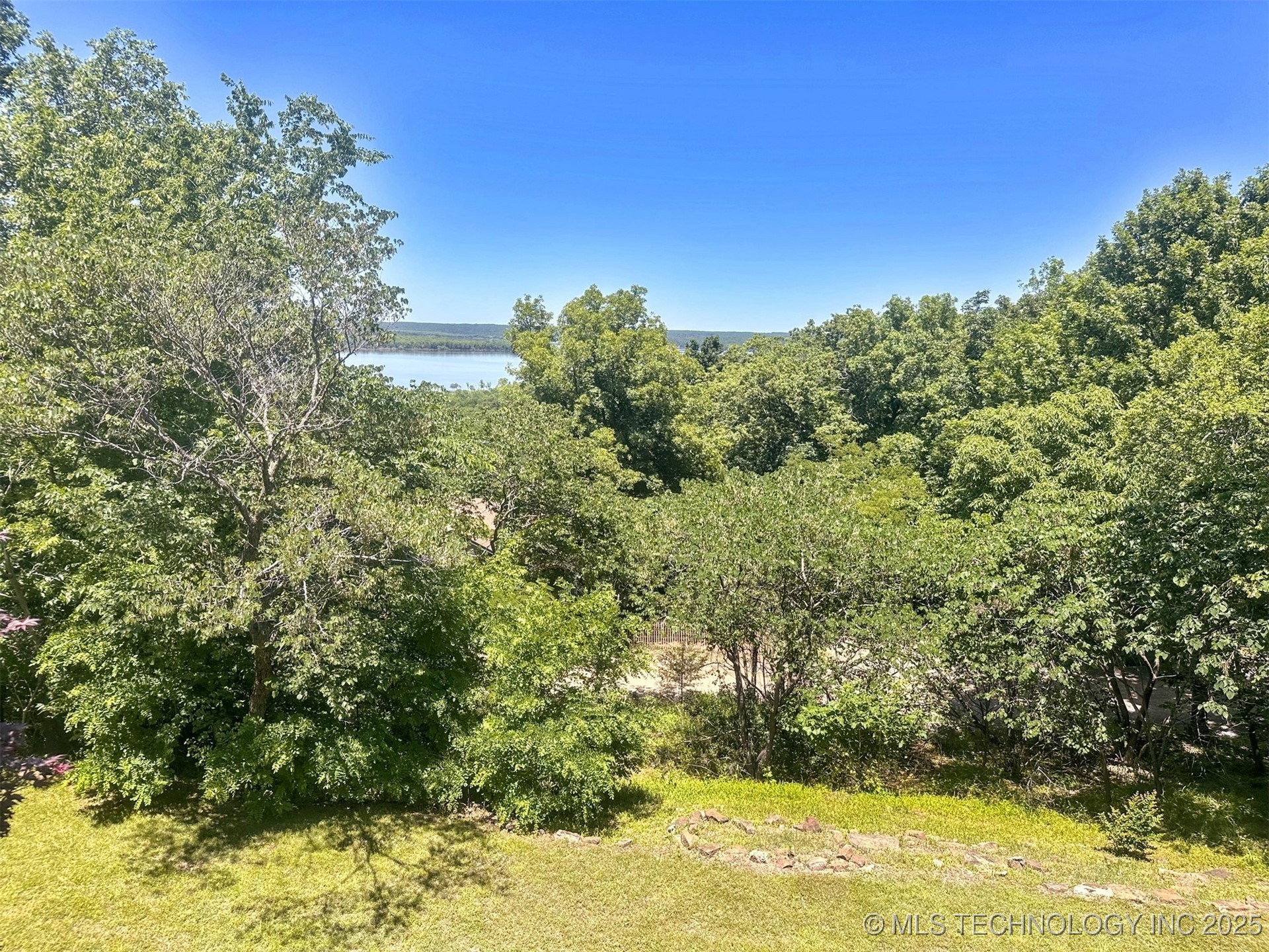 3293 W Southern Avenue Property Photo 7