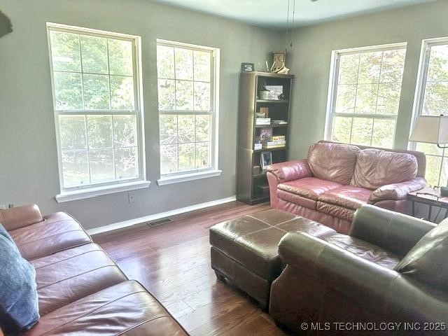 3293 W Southern Avenue Property Photo 9