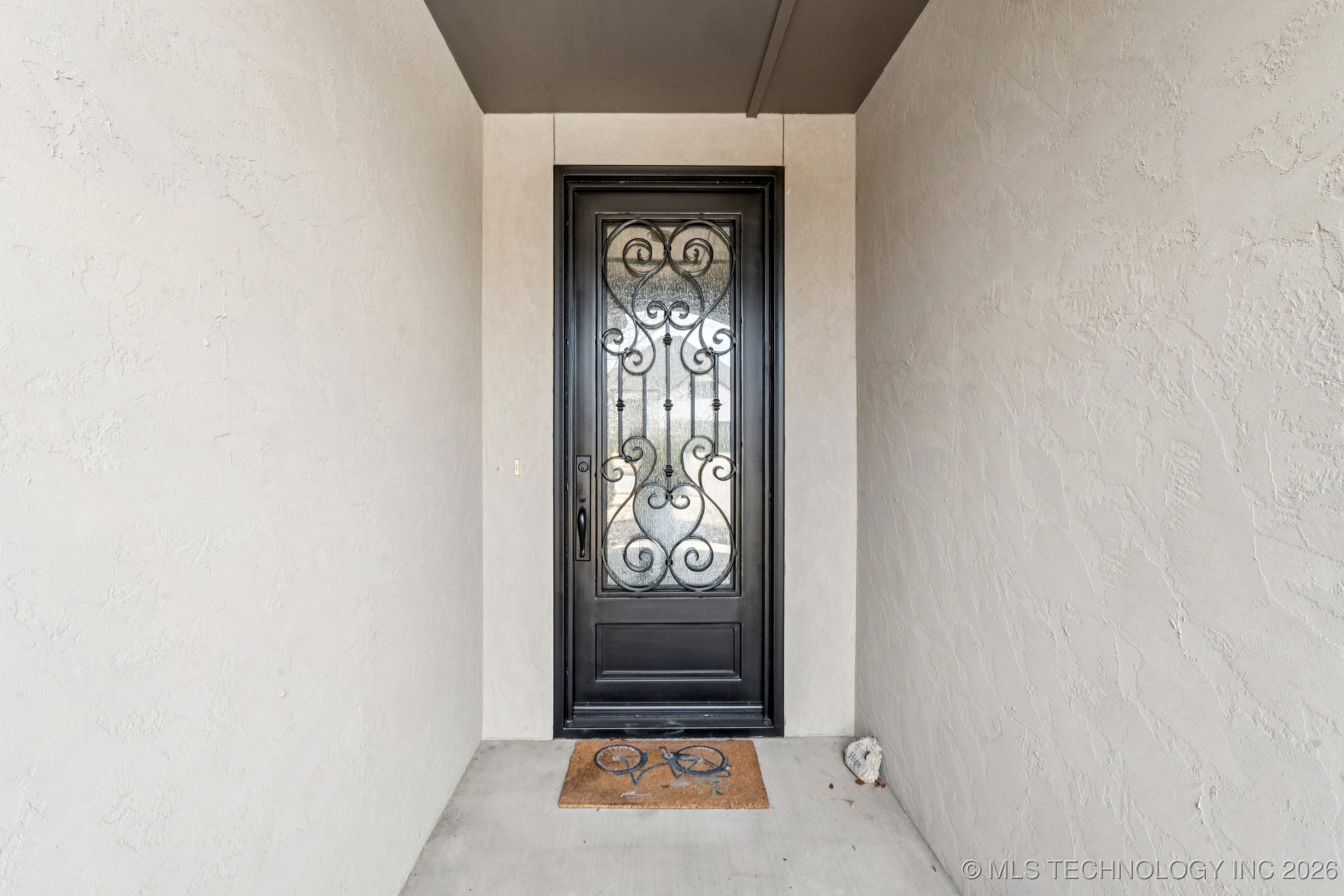 13006 S 2nd Street Property Photo 4