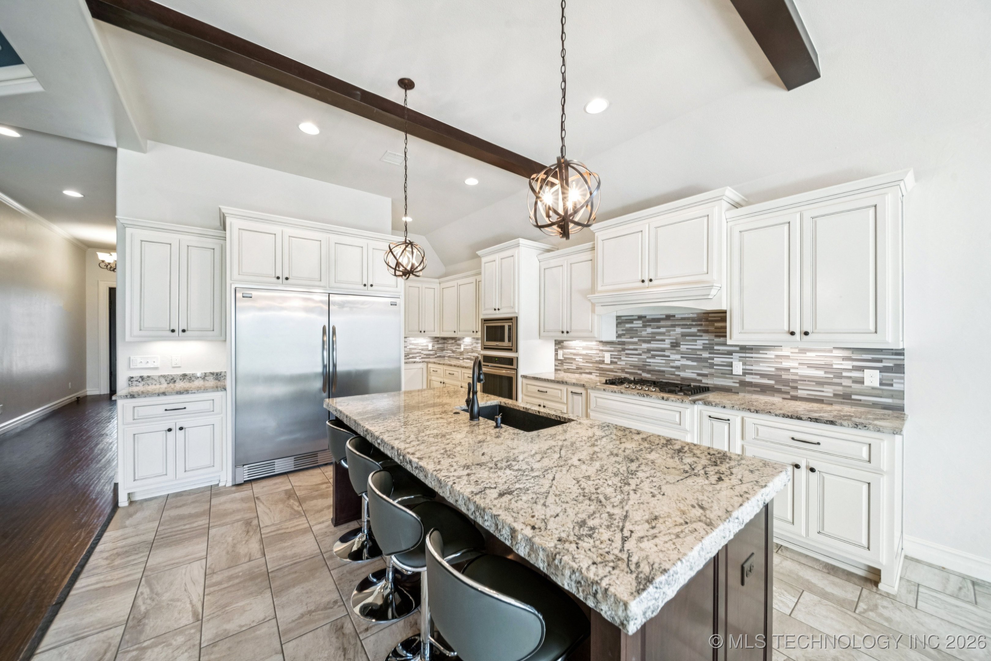 13006 S 2nd Street Property Photo 11