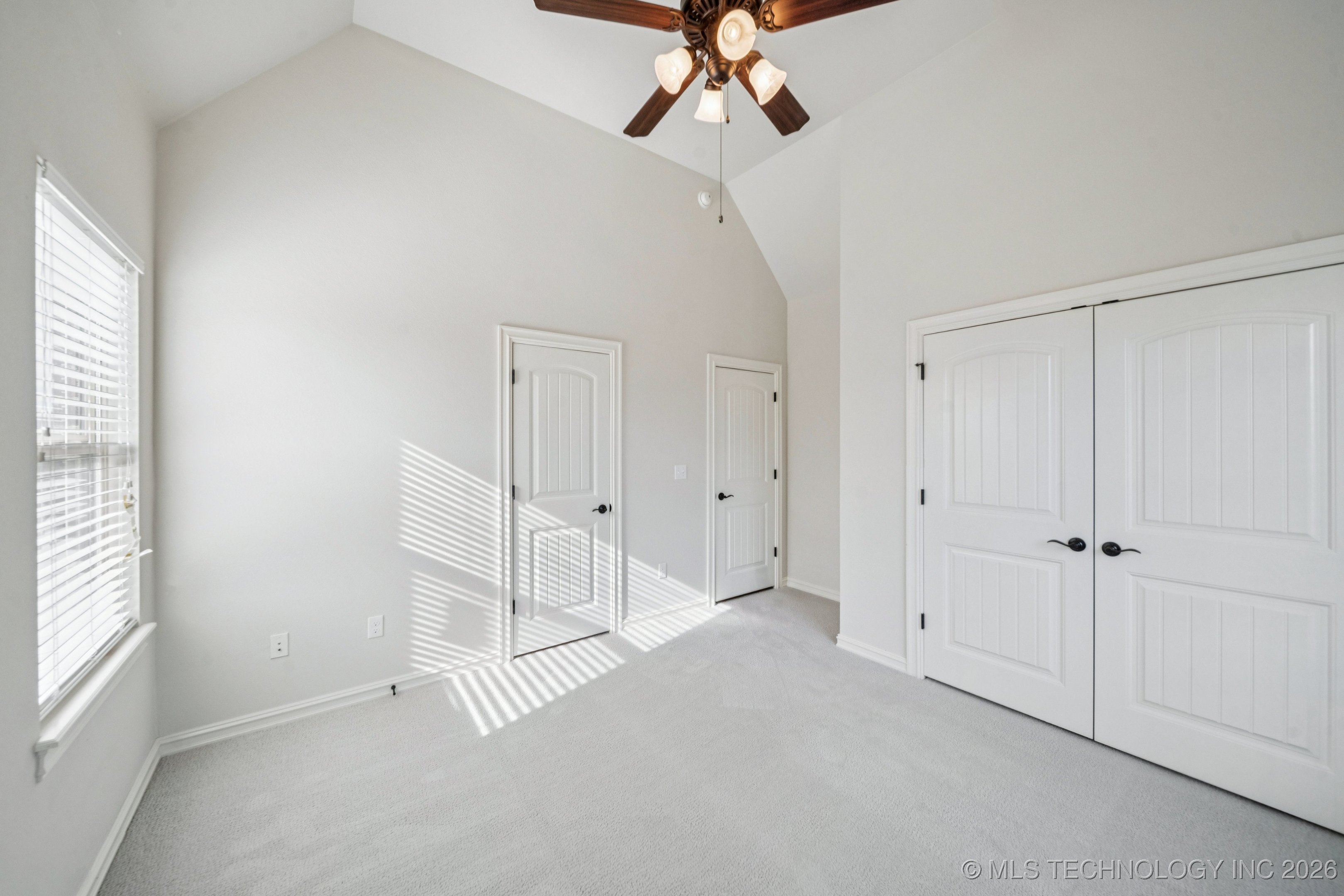 13006 S 2nd Street Property Photo 23