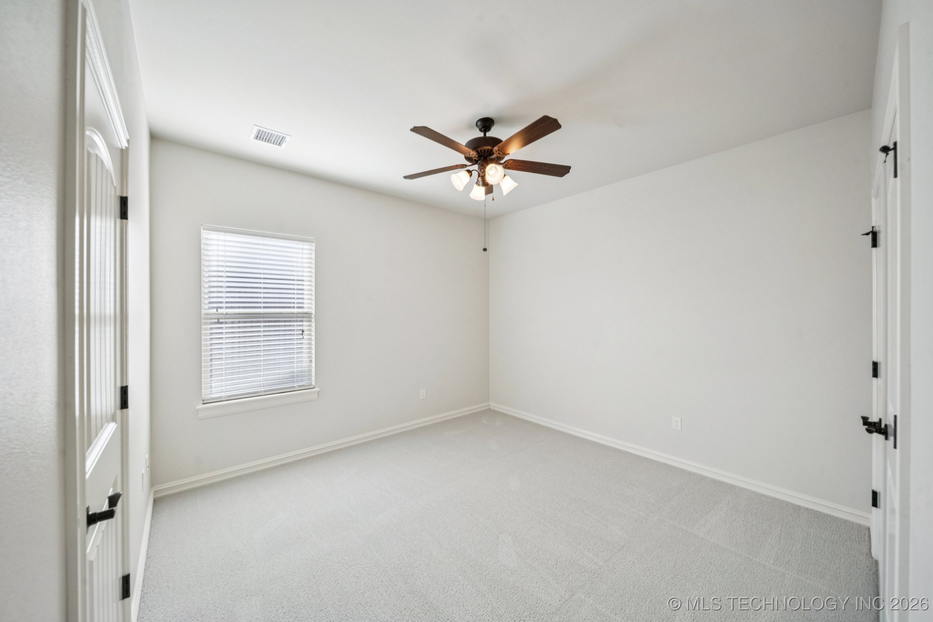 13006 S 2nd Street Property Photo 26