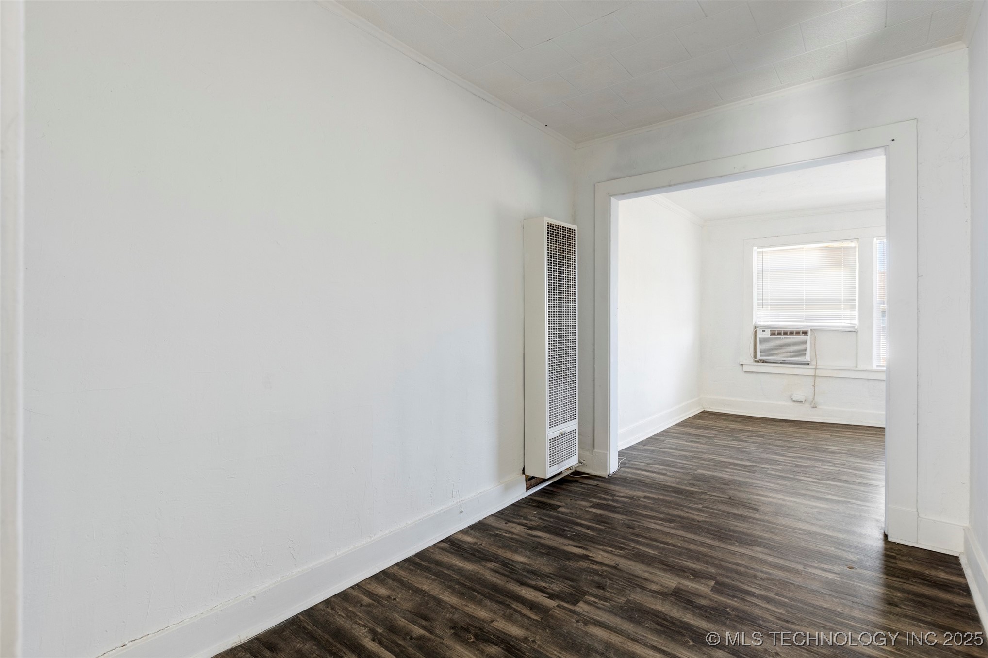 820 S 6th Property Photo 17