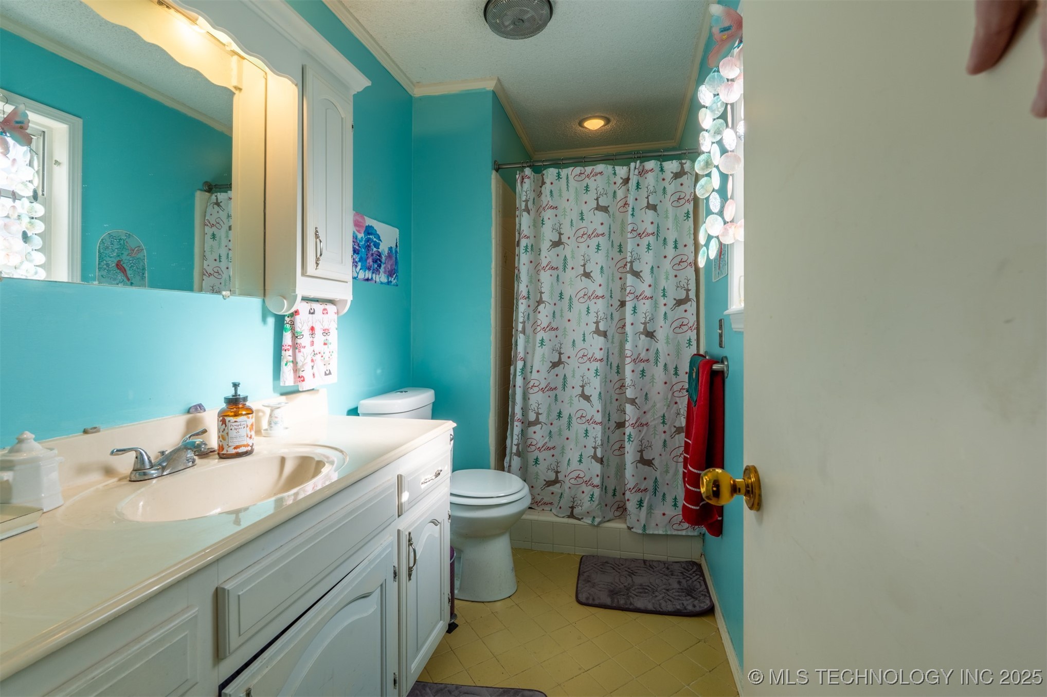 6915 S 77th East Avenue E Property Photo 17