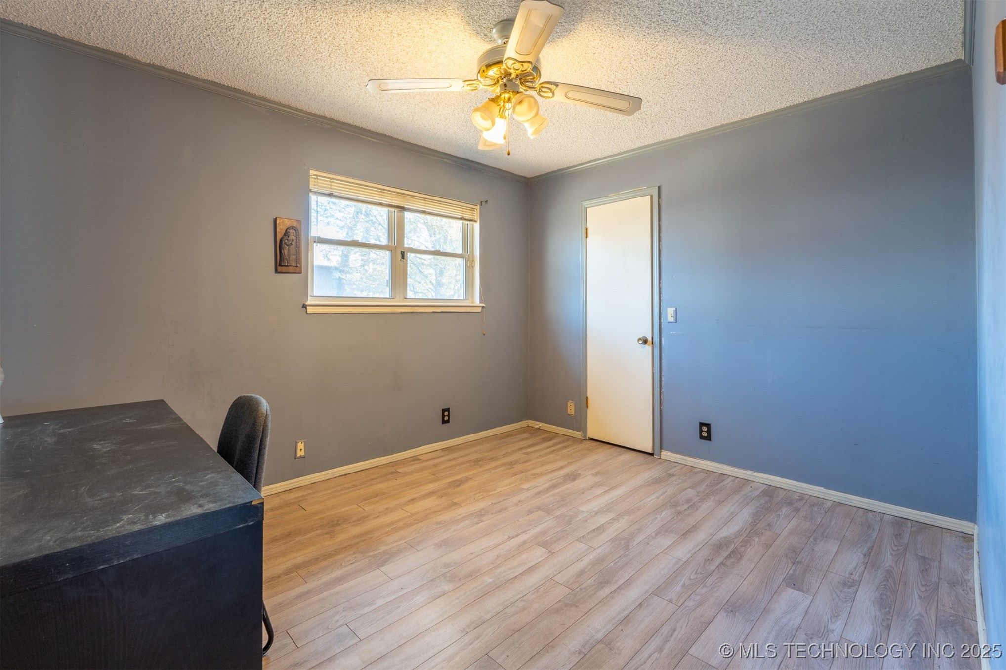 6915 S 77th East Avenue E Property Photo 18