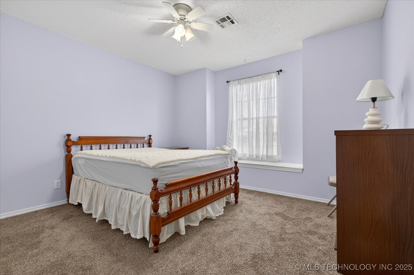 629 S Moore Avenue Property Photo 12