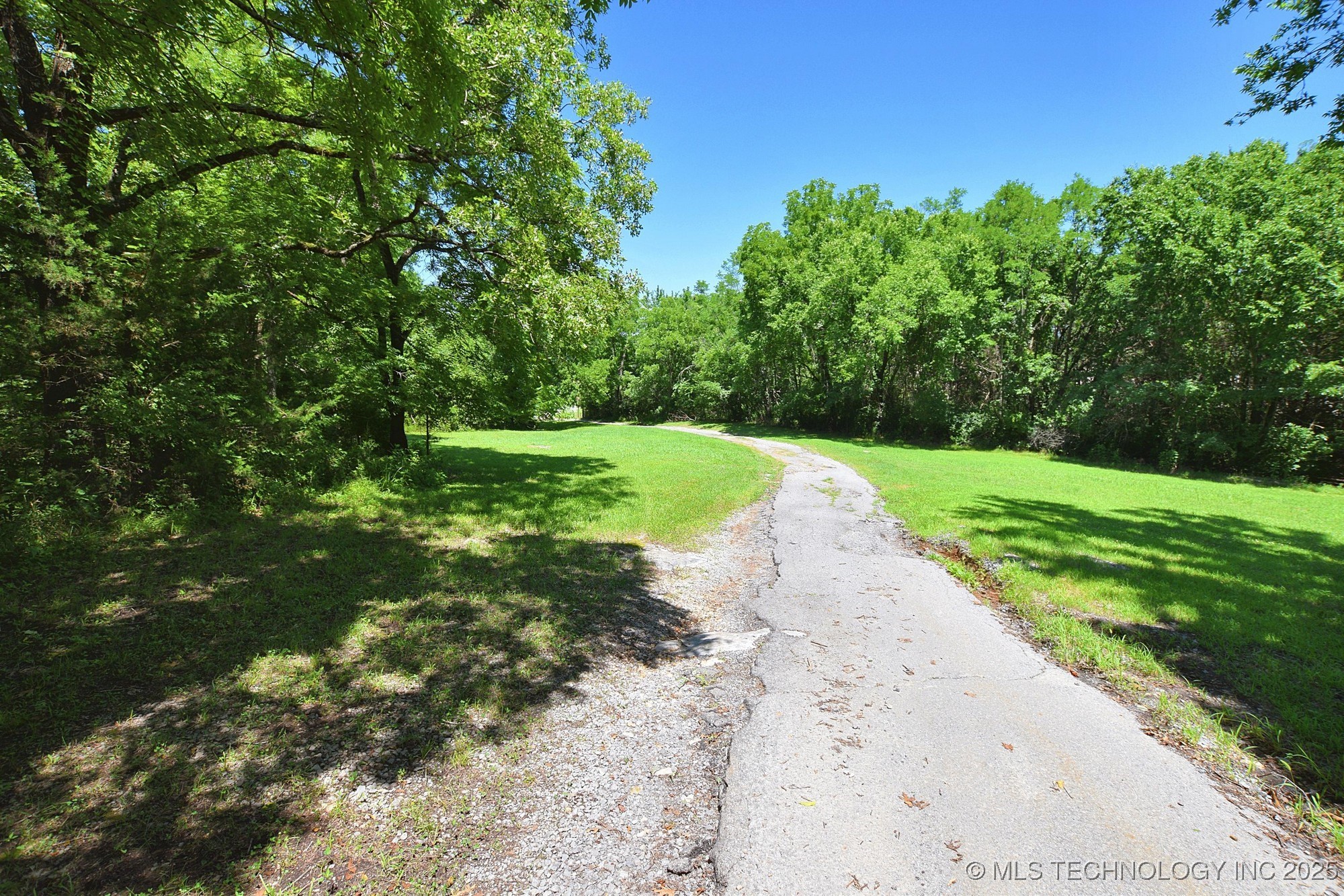 1871 Stickross Mountain Road Property Photo 8