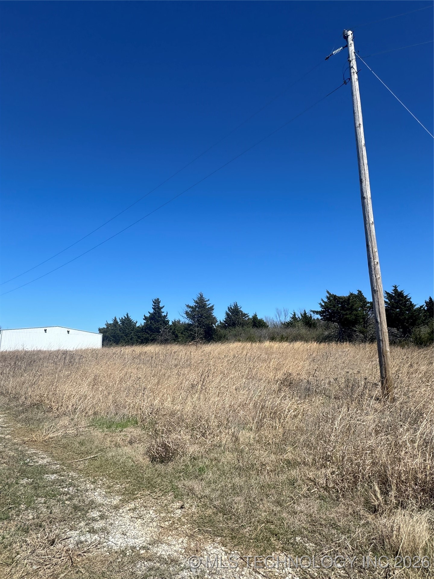 19500 E 6th Street Property Photo 7