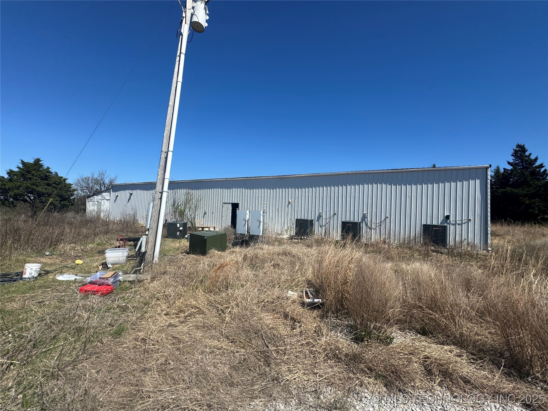 19500 E 6th Street Property Photo 13