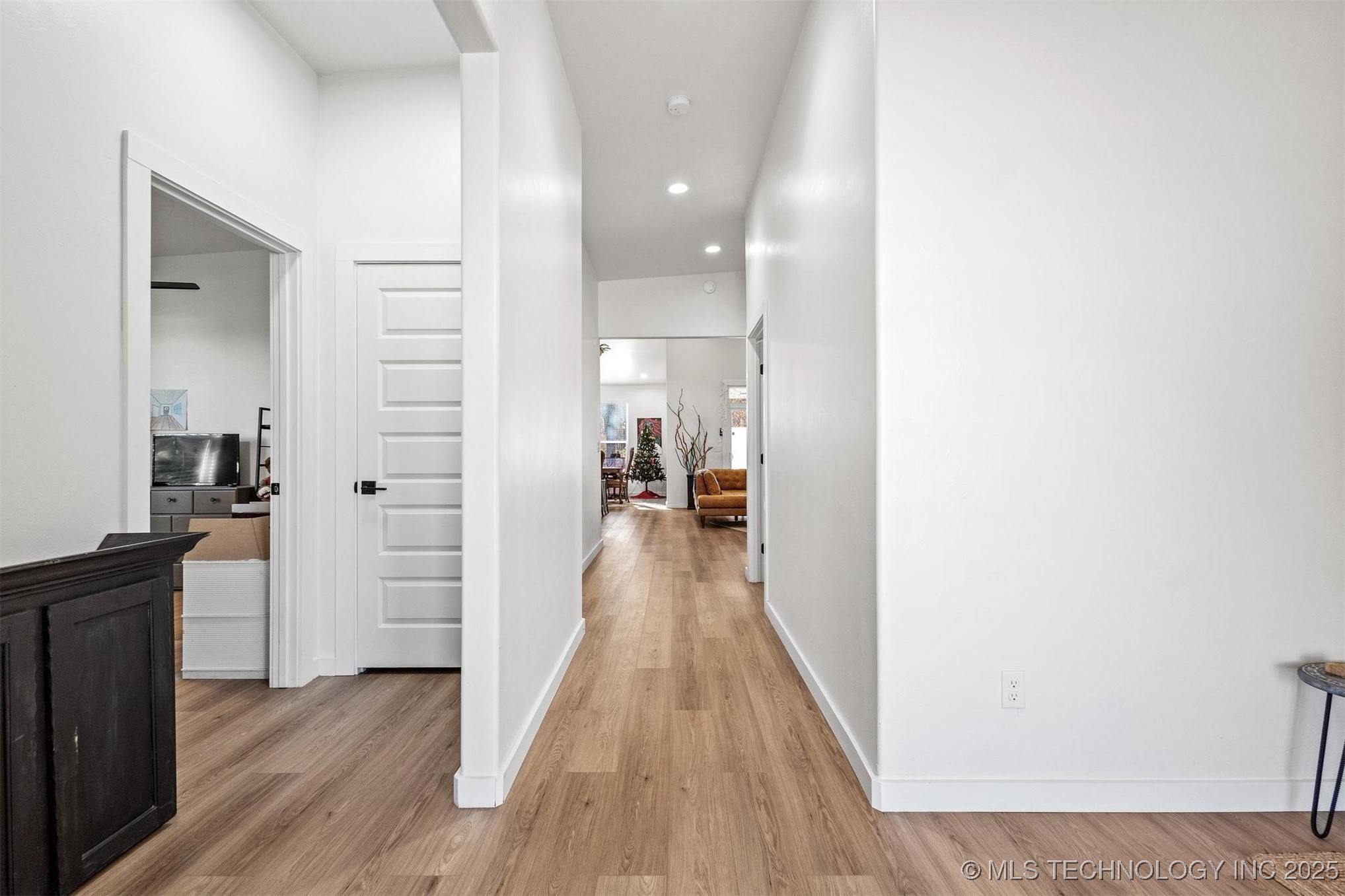 11817 Maximus Lane Property Photo 6