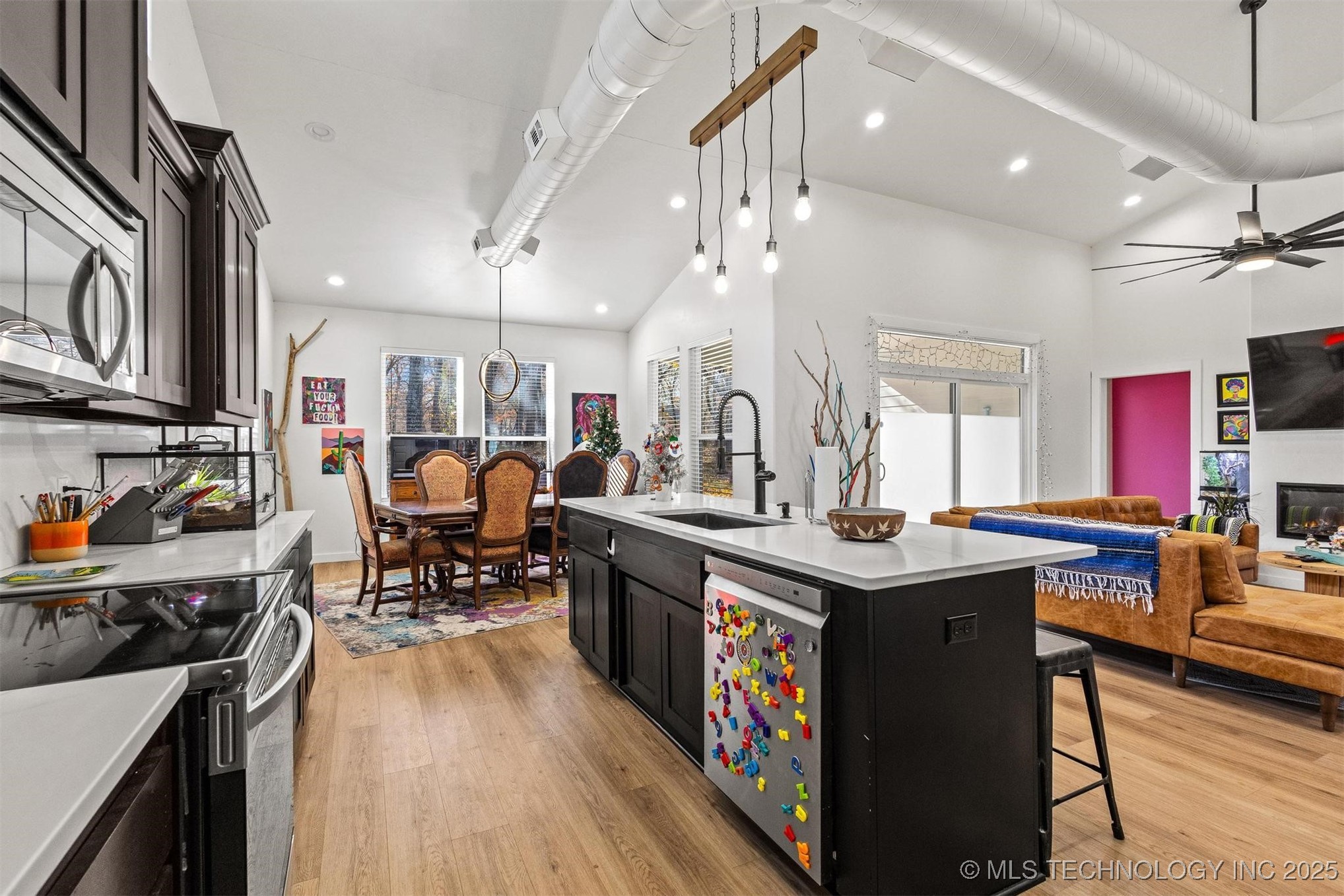 11817 Maximus Lane Property Photo 15