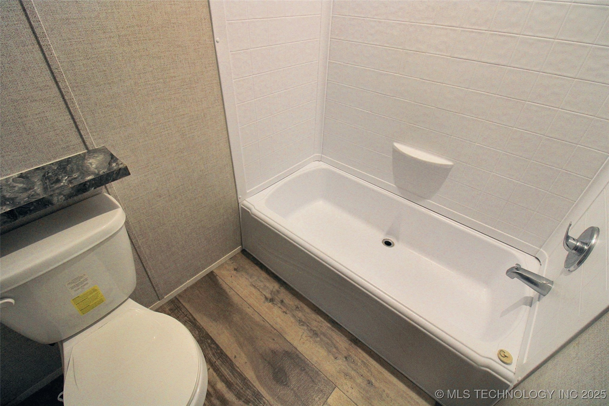 21098 S 495 Road Property Photo 29