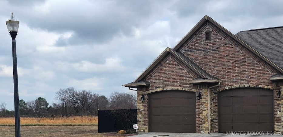 1113 Cobblestone Circle Property Photo 5