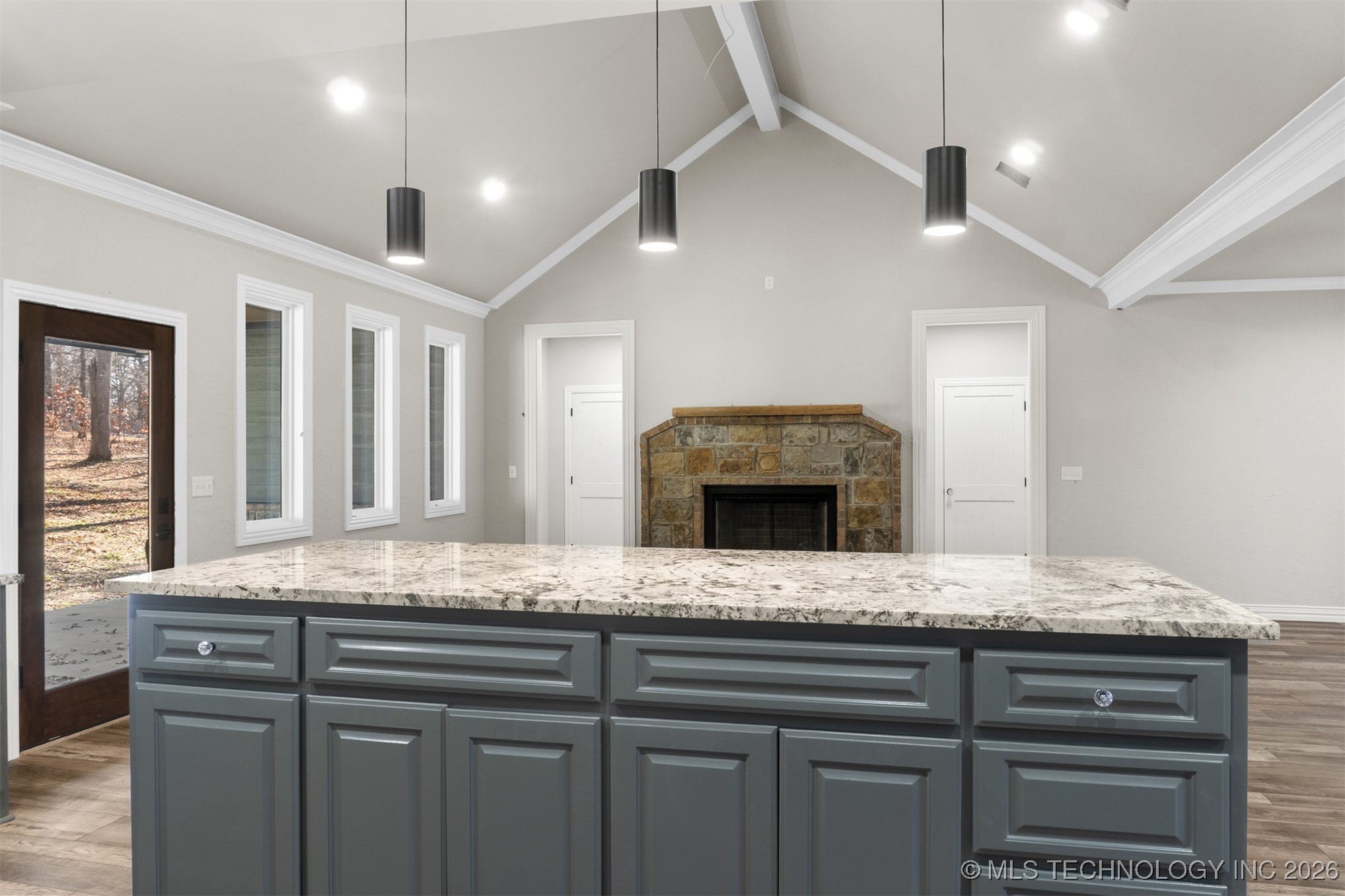 1409 Woodland Circle Property Photo 16