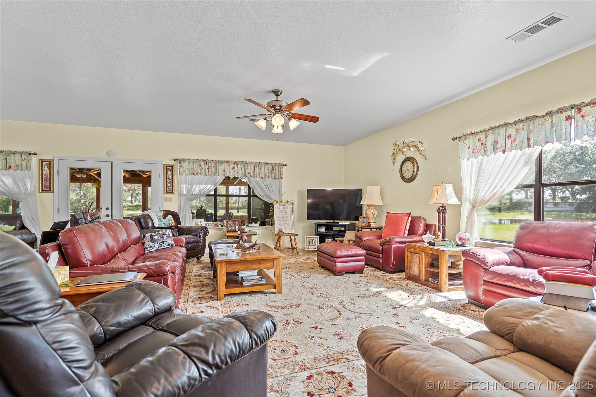 13605 Memorial Property Photo 6