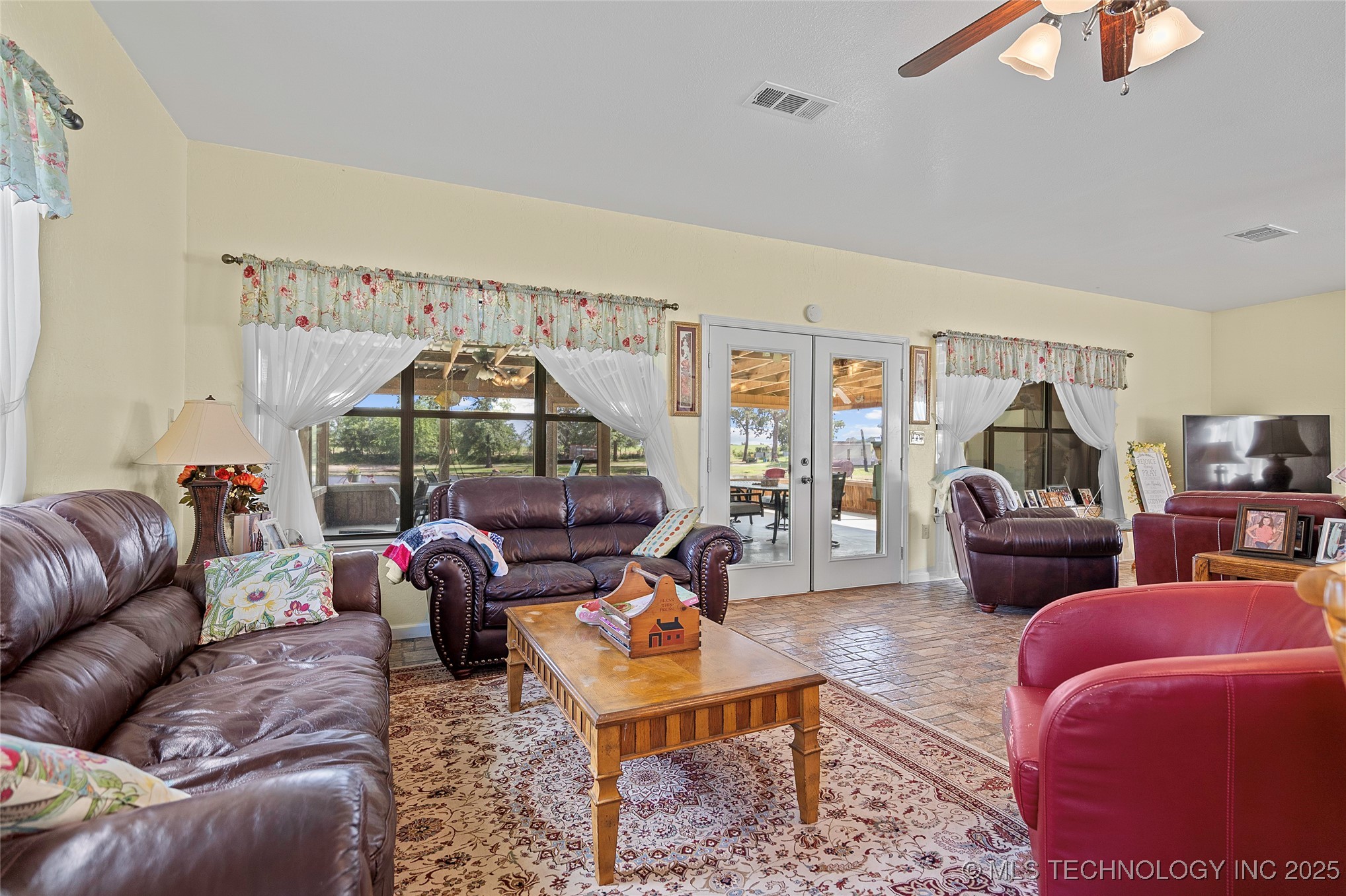 13605 Memorial Property Photo 10