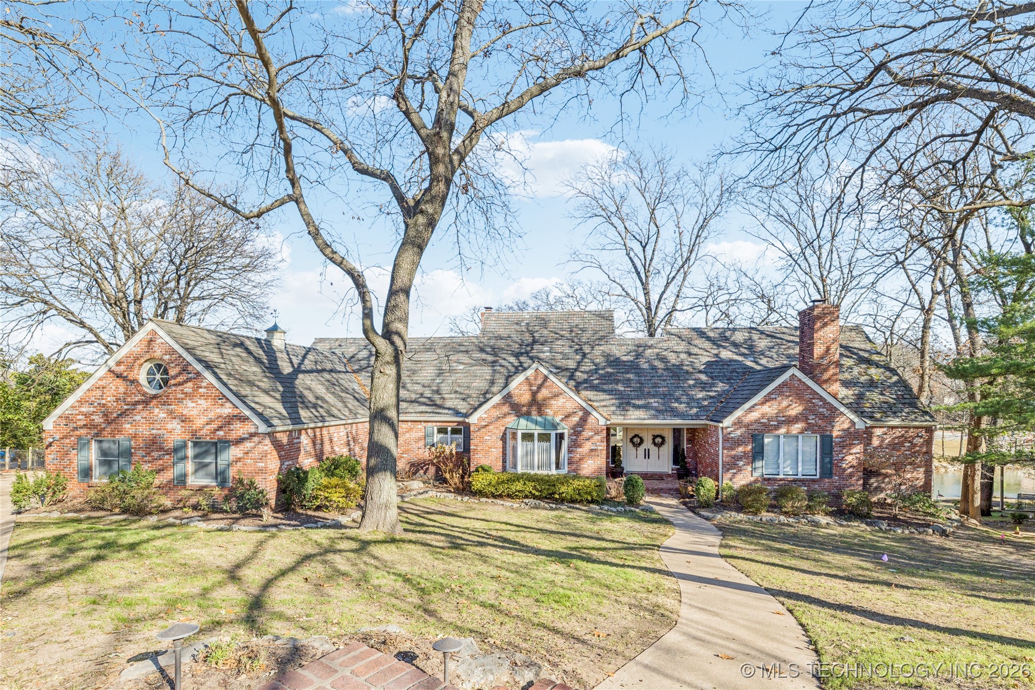 9701 S Richmond Avenue Property Photo 1