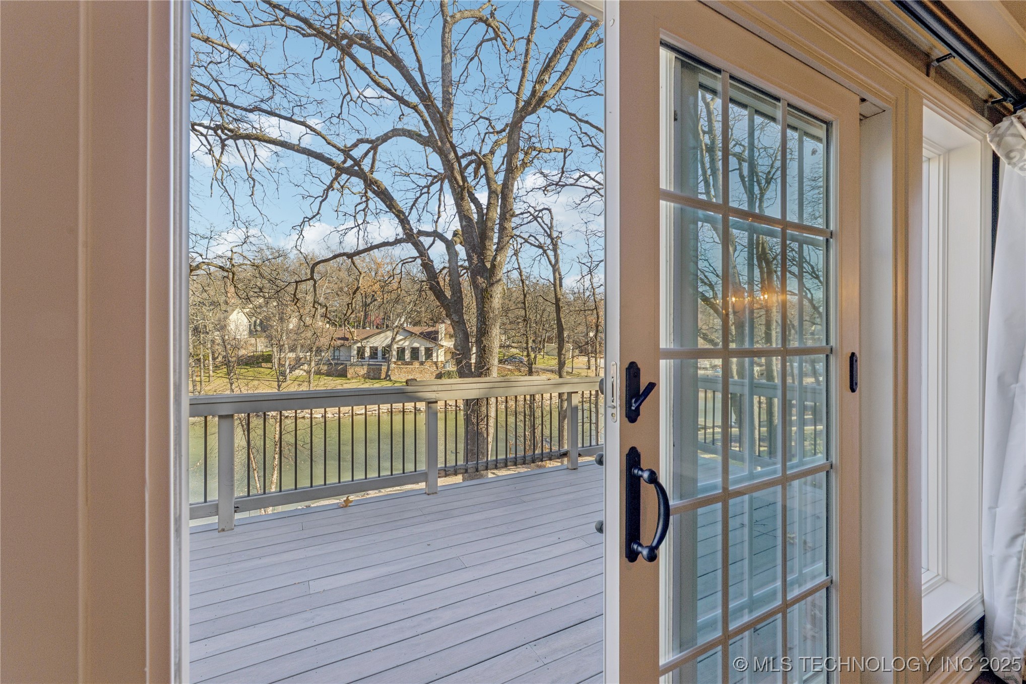 9701 S Richmond Avenue Property Photo 22