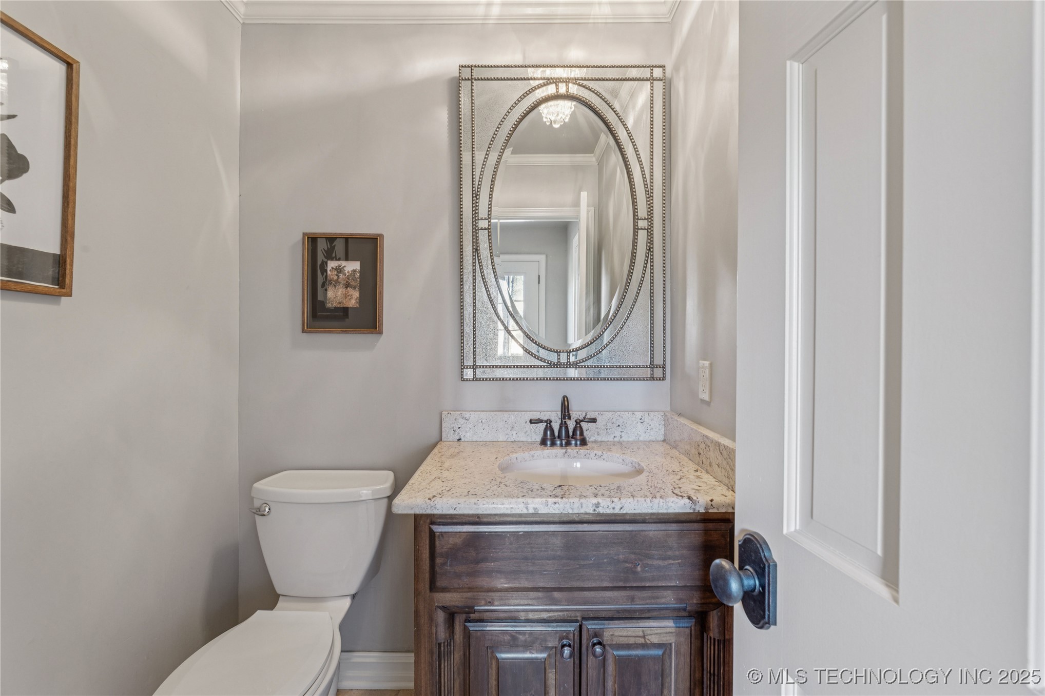 9701 S Richmond Avenue Property Photo 28